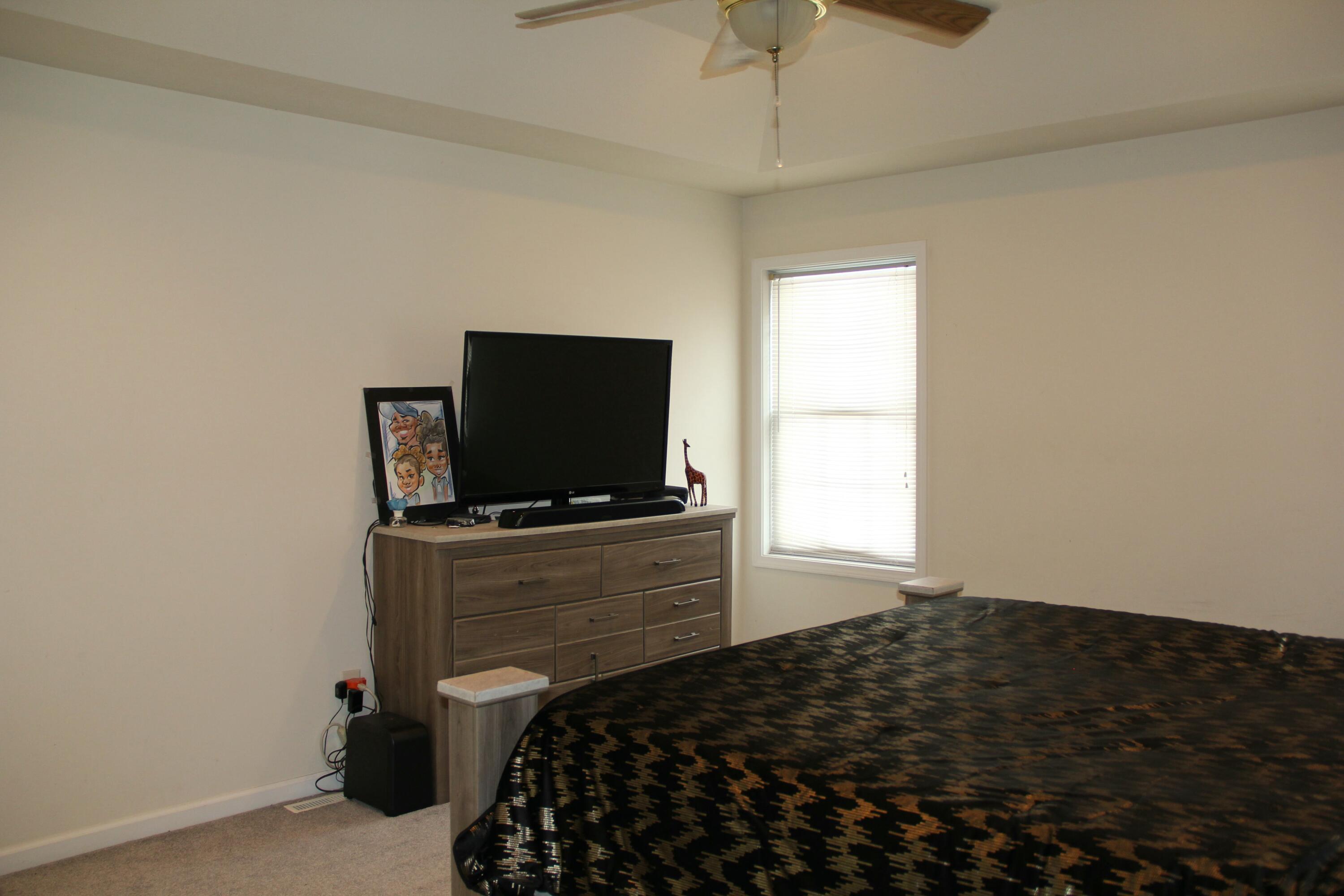 57580 Nishnabe Myewen Street Property Photo 9