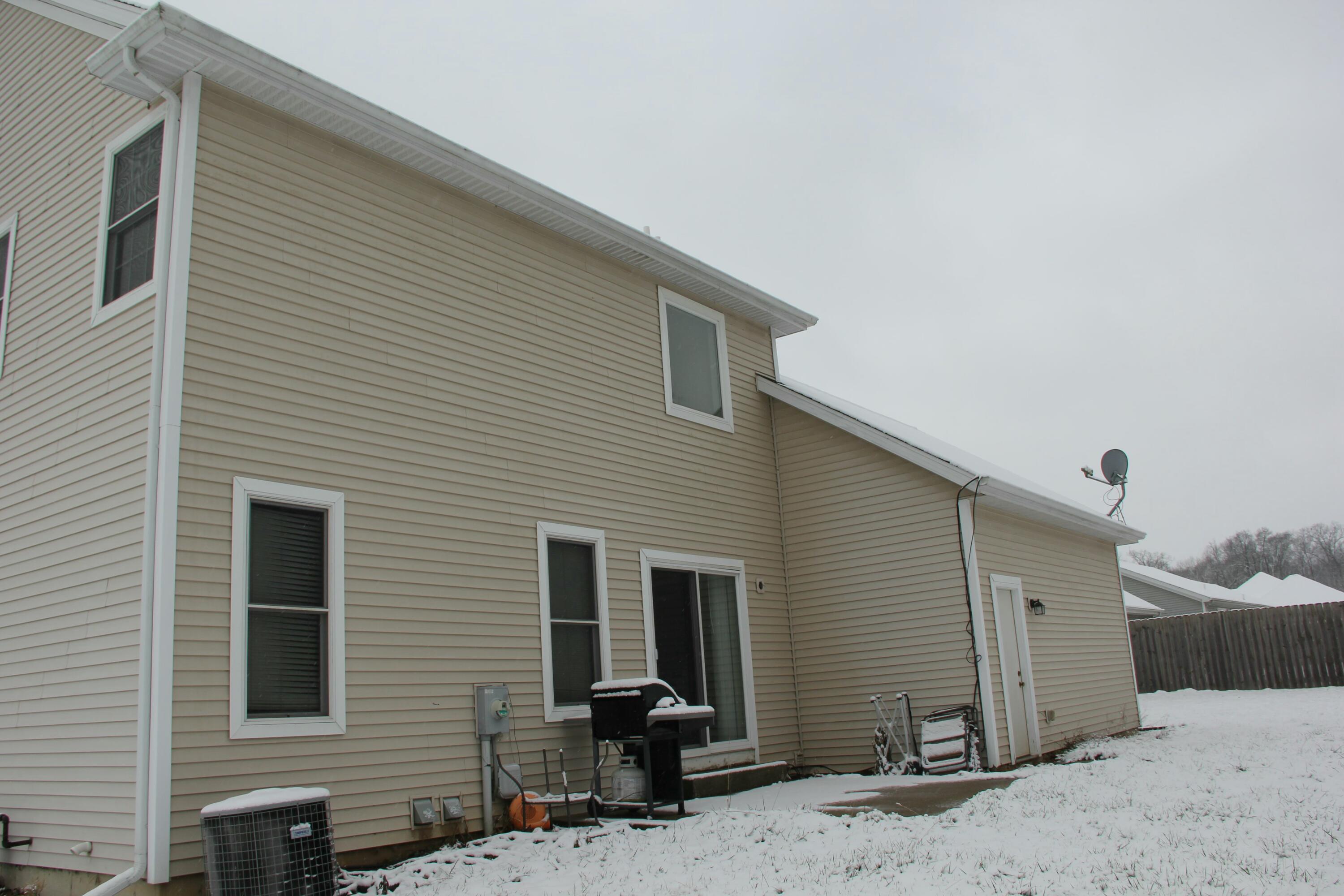 57580 Nishnabe Myewen Street Property Photo 17
