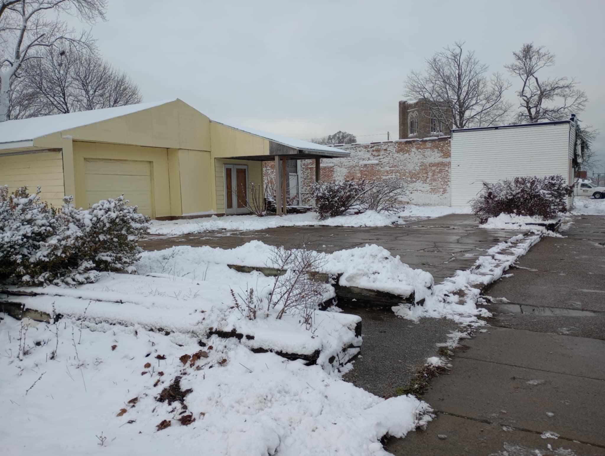 366 Pipestone Street Property Photo 6