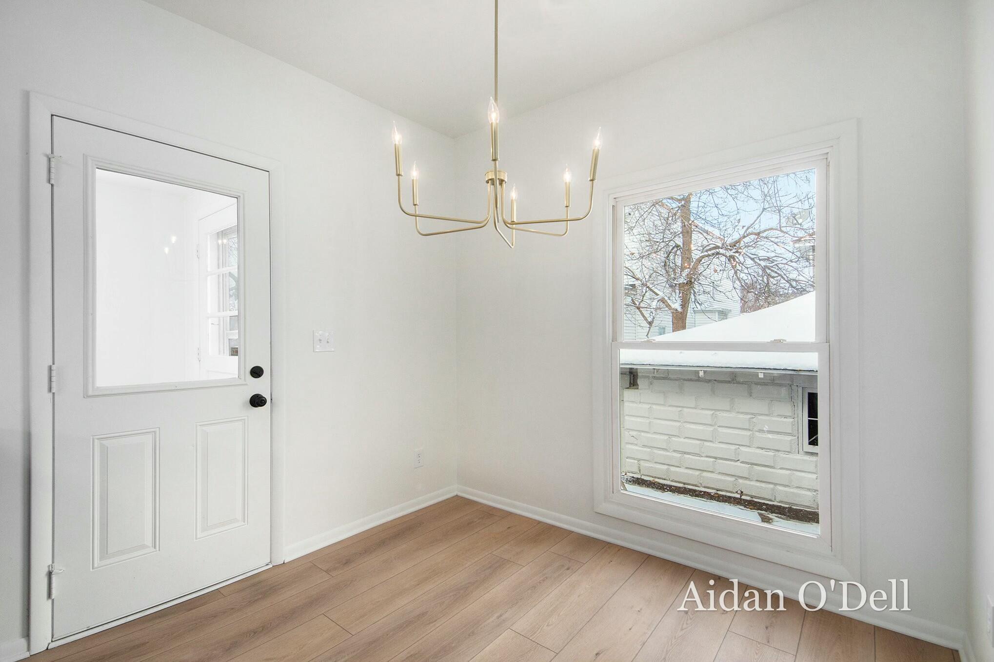 841 College Avenue Se Property Photo 9