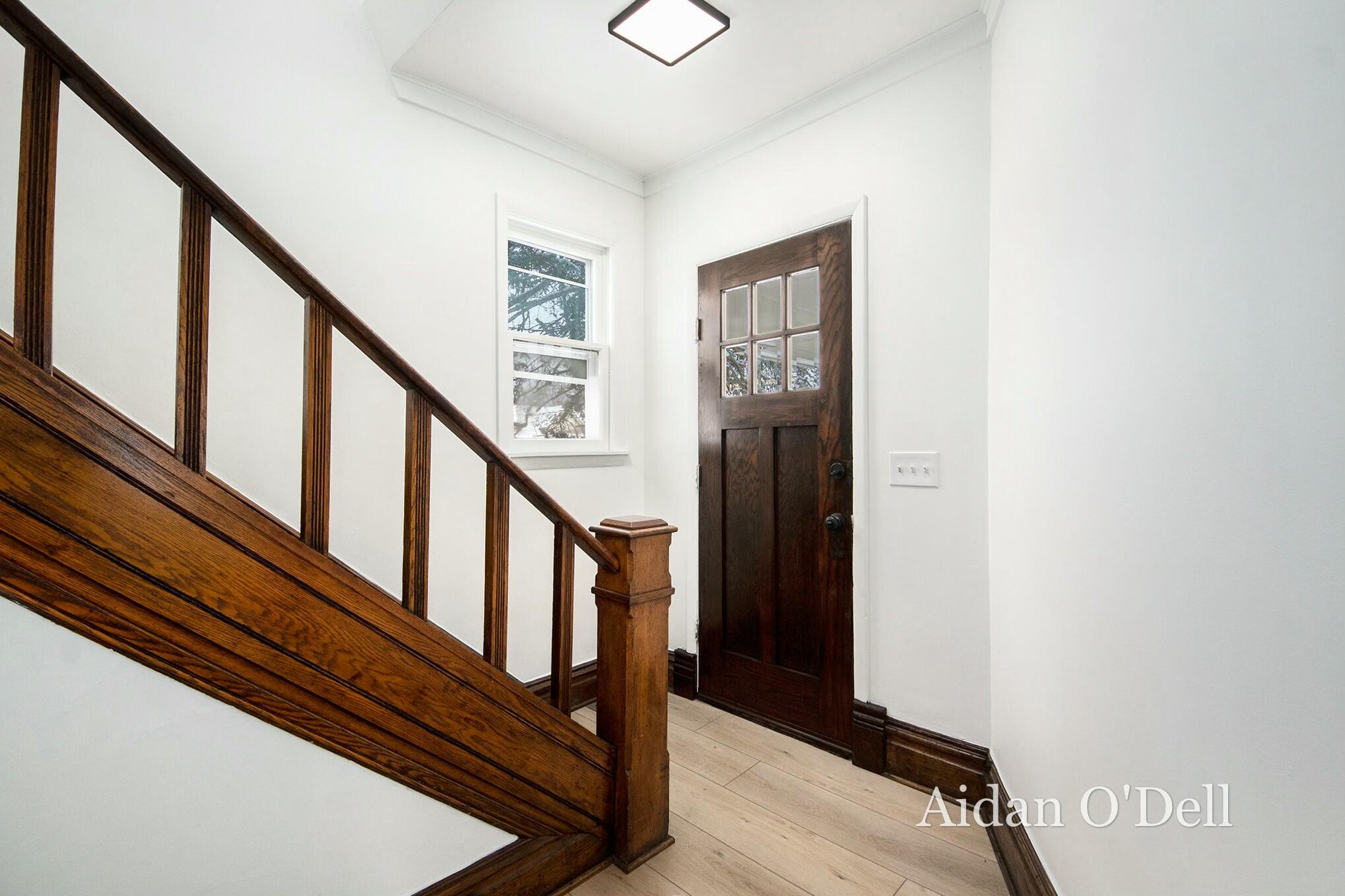 841 College Avenue Se Property Photo 13