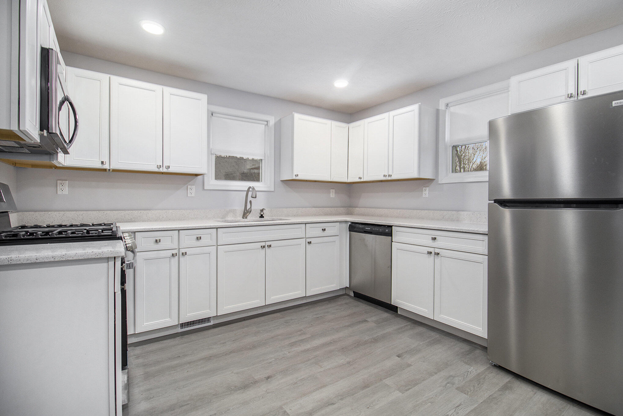 322 Emmons Street Property Photo 2