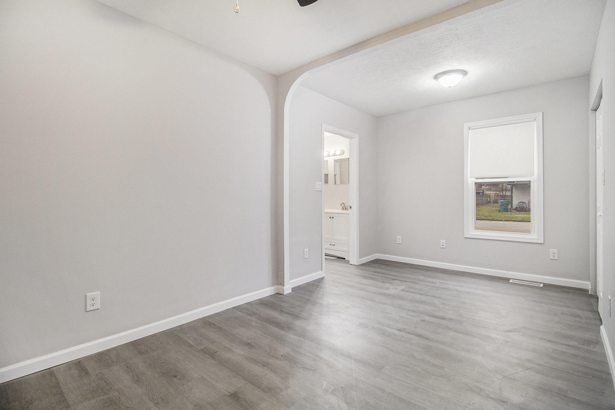 322 Emmons Street Property Photo 9