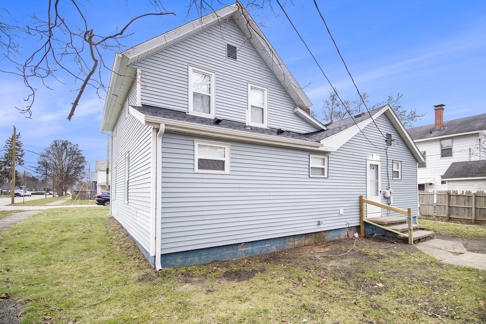 322 Emmons Street Property Photo 16