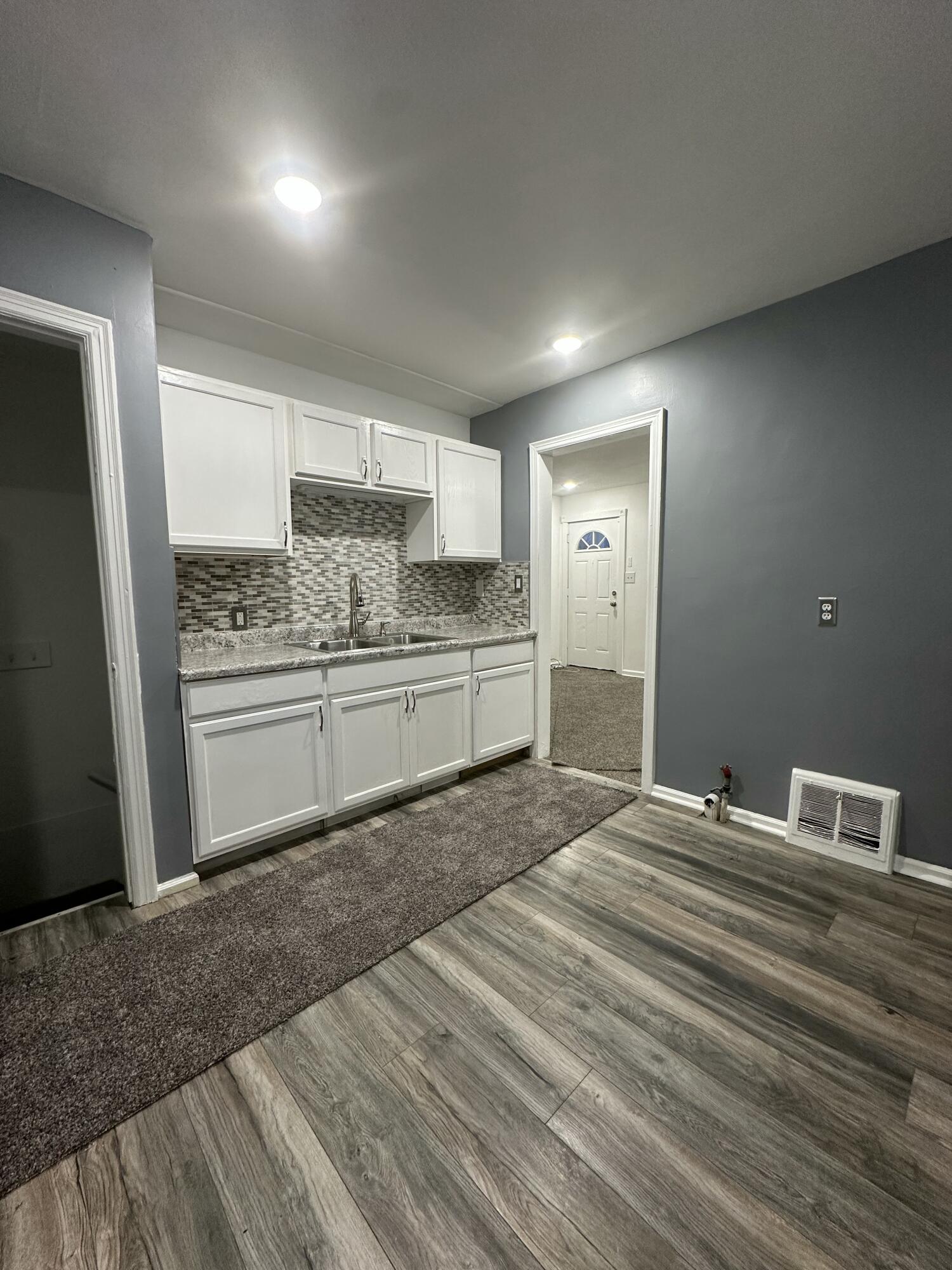 3314 Brandon Street Property Photo 6