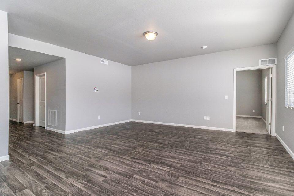 1515 Prairie Drive Property Photo 3