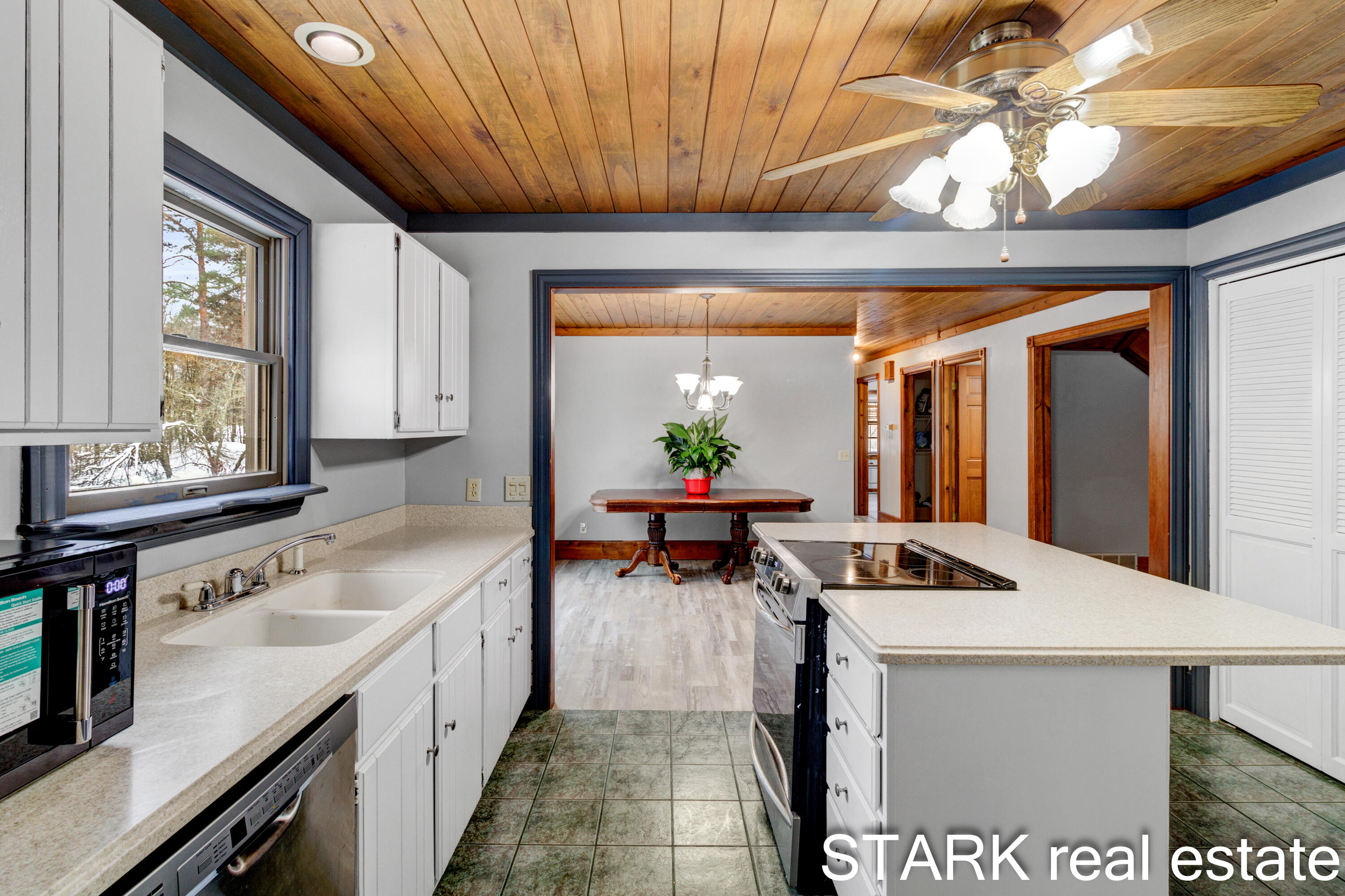 1493 W M 20 Property Photo 16