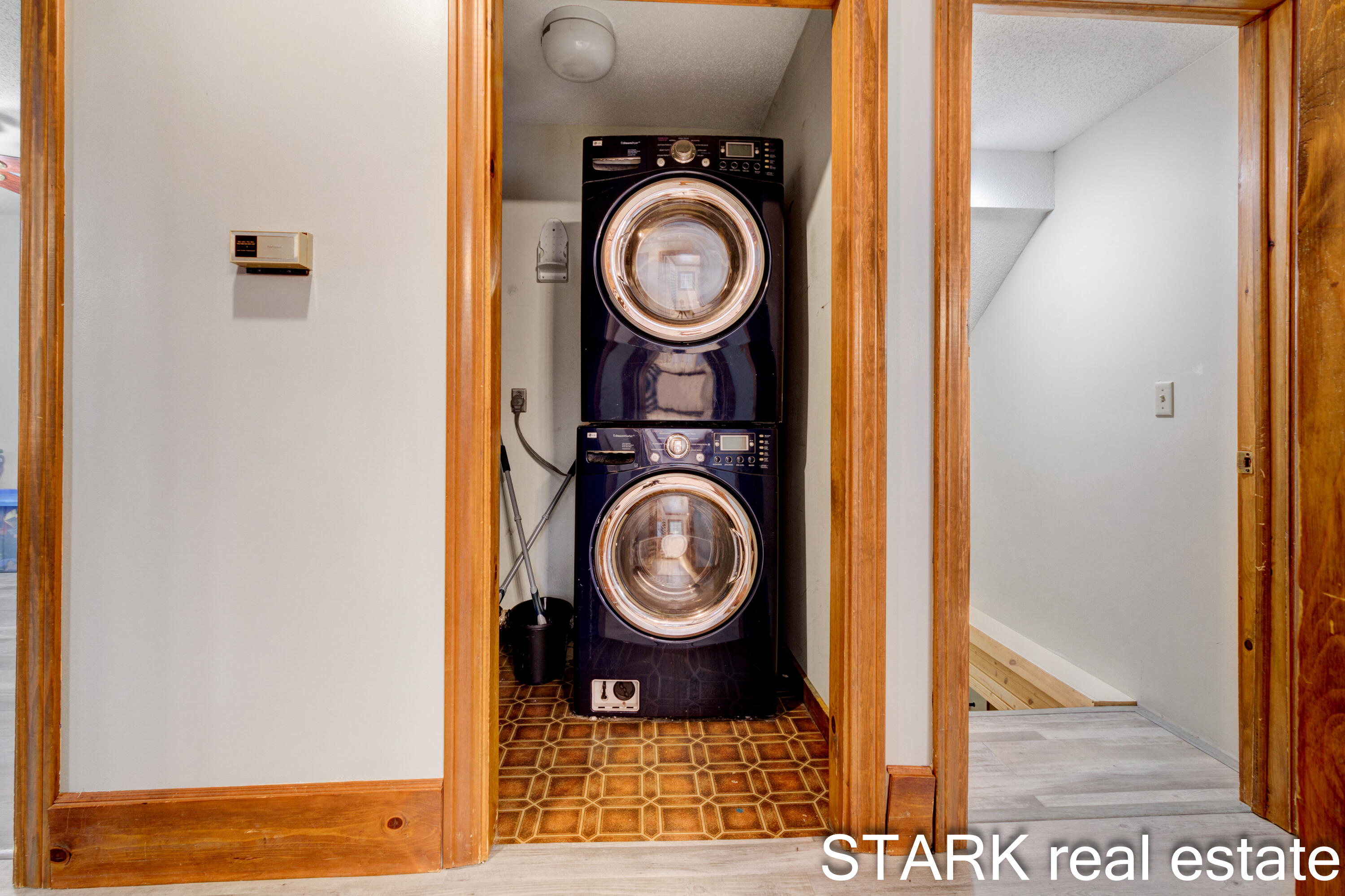 1493 W M 20 Property Photo 19