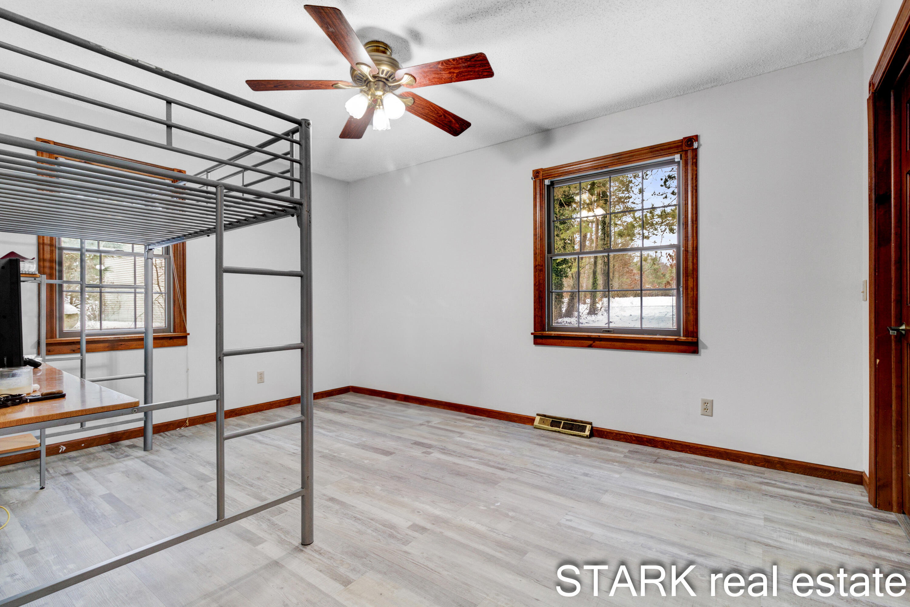 1493 W M 20 Property Photo 24