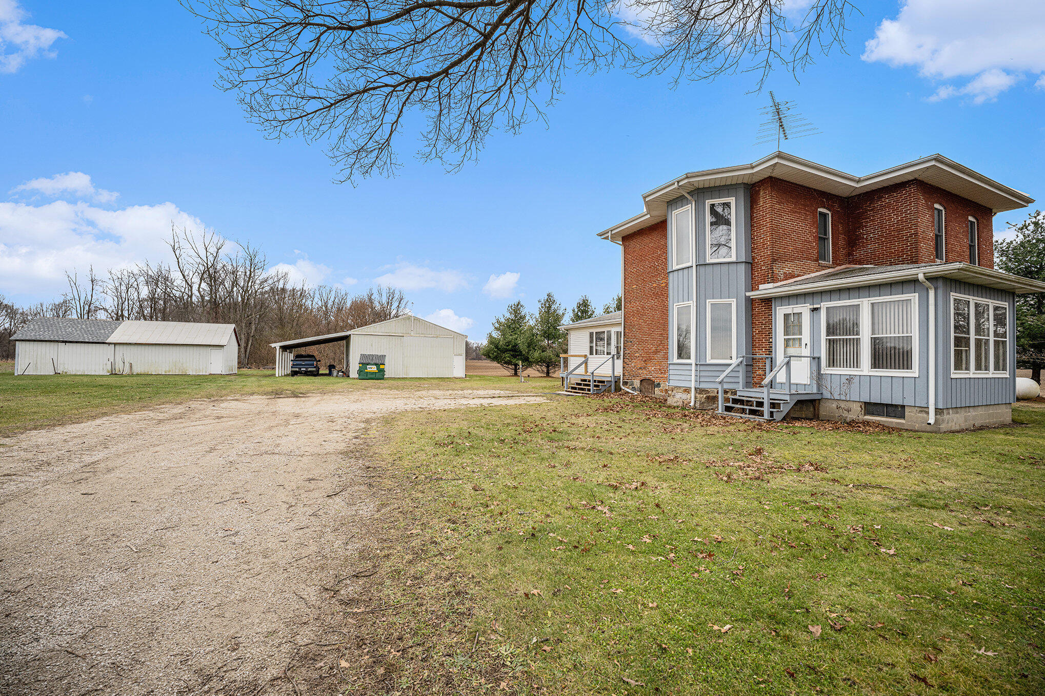 2399 W Yz Avenue Property Photo