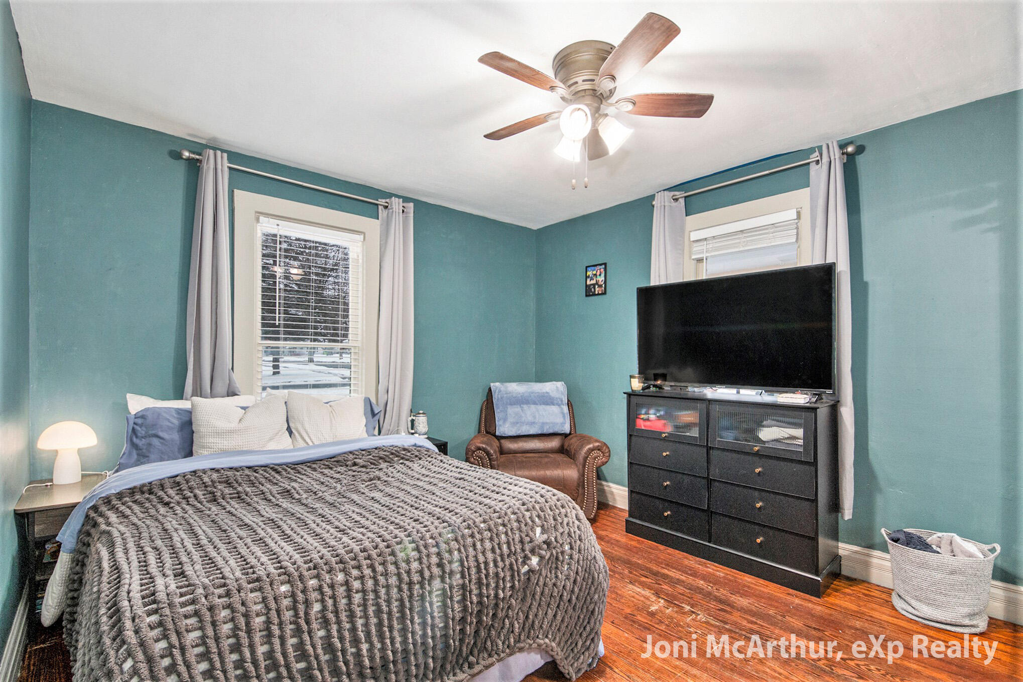 713 W Cass Street Property Photo 6