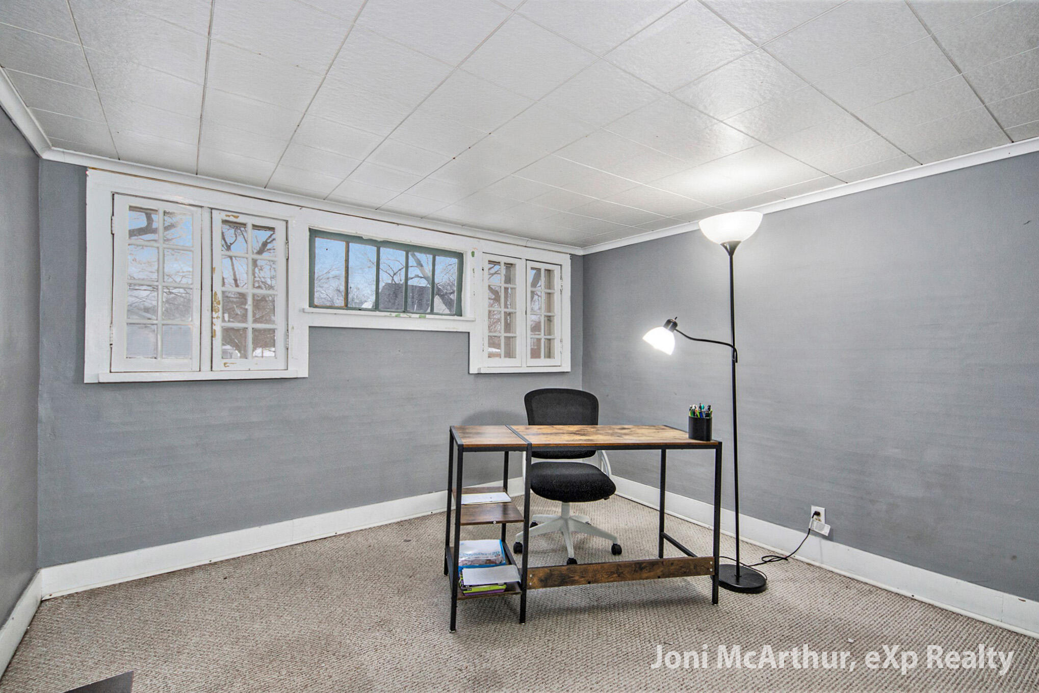 713 W Cass Street Property Photo 10