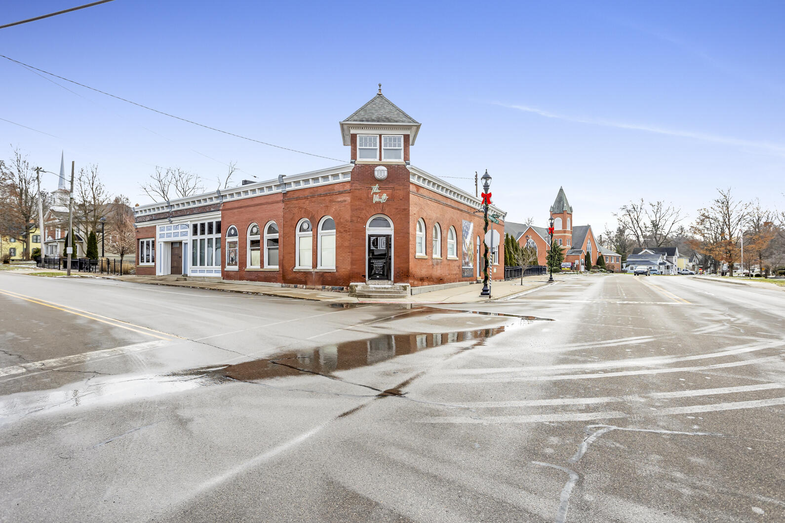 101 S Main Street Property Photo