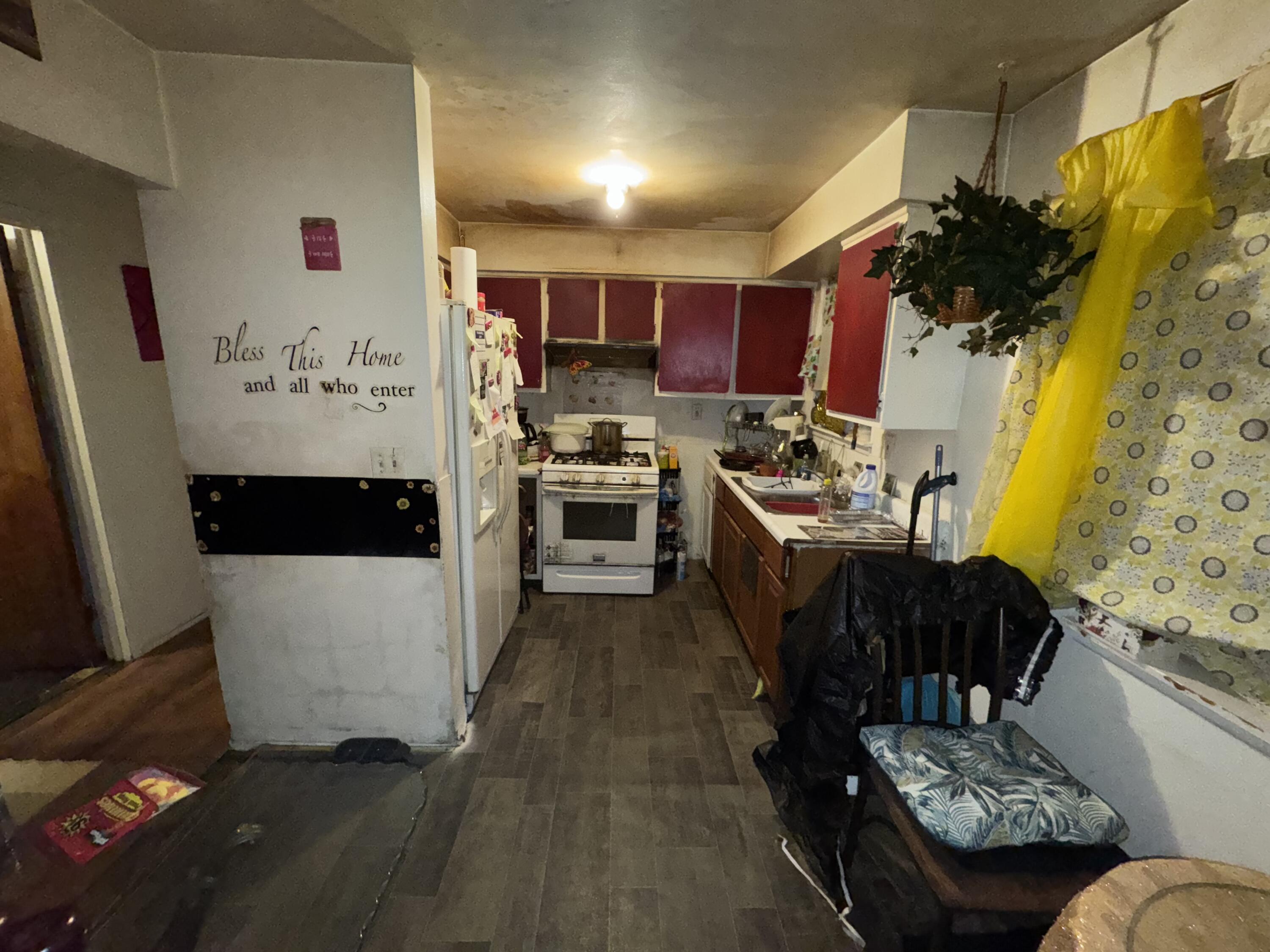20428 Wyoming Avenue Property Photo 6