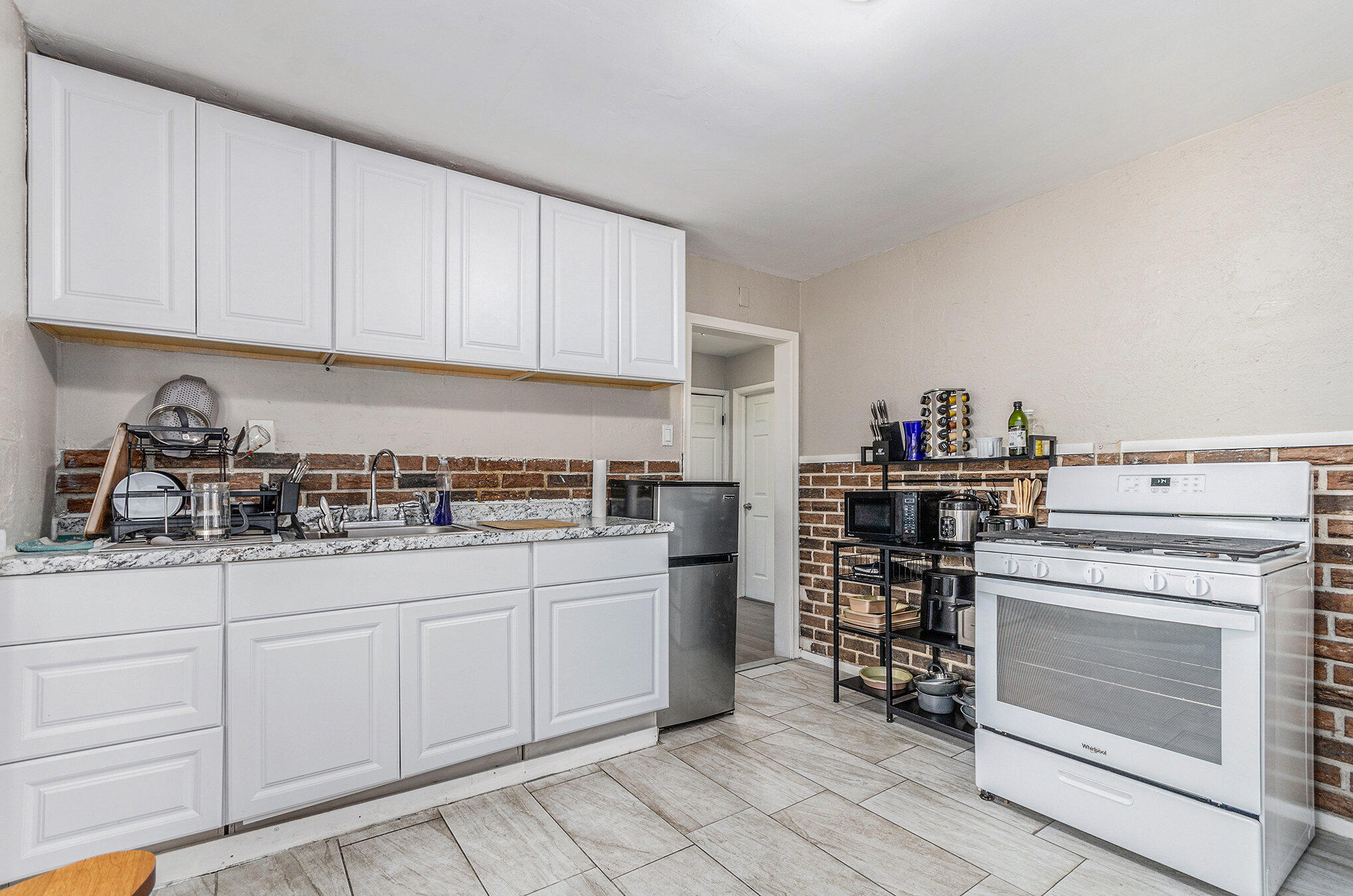 11524 Balfour Road Property Photo 11