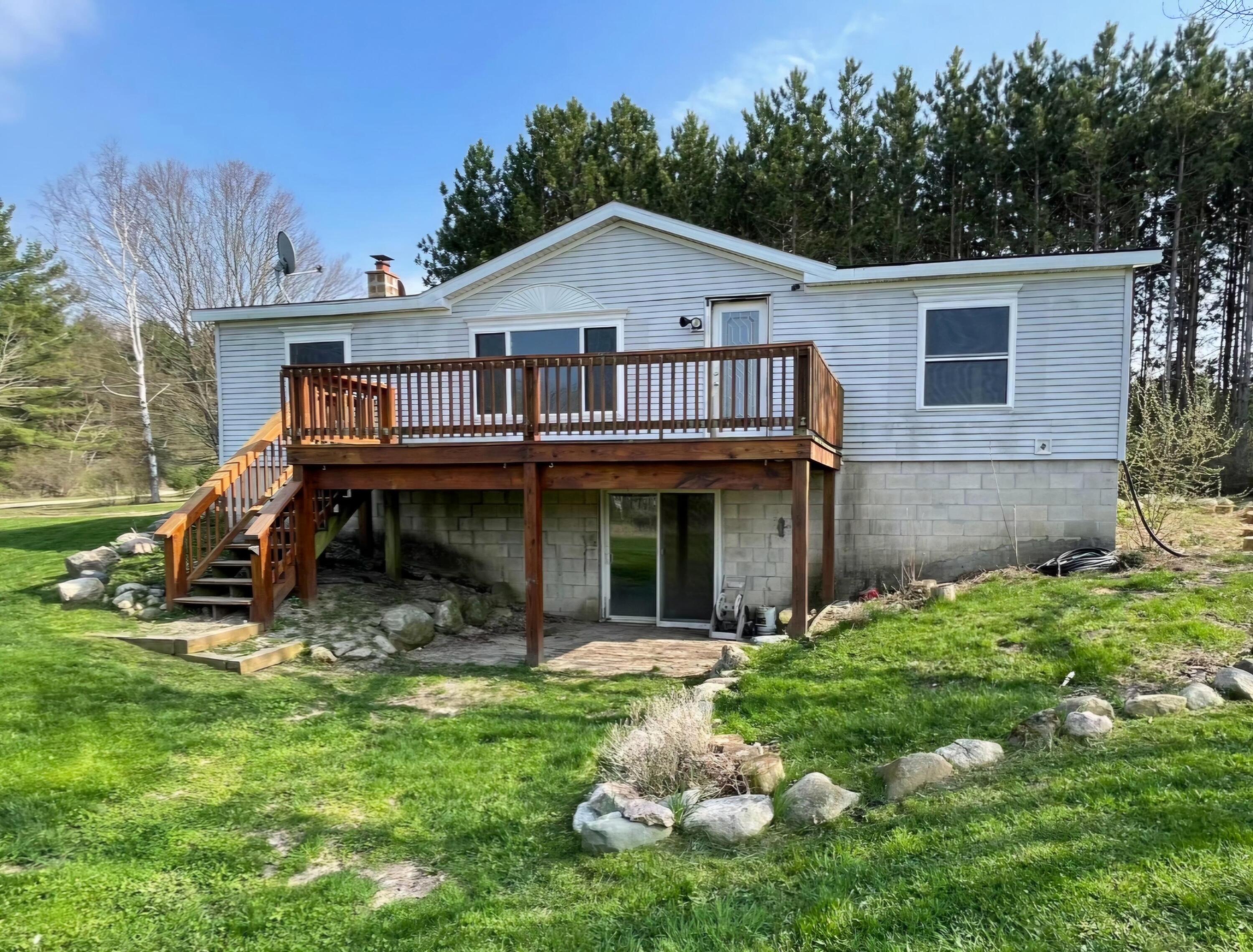 170 Meceola Road Property Photo 1