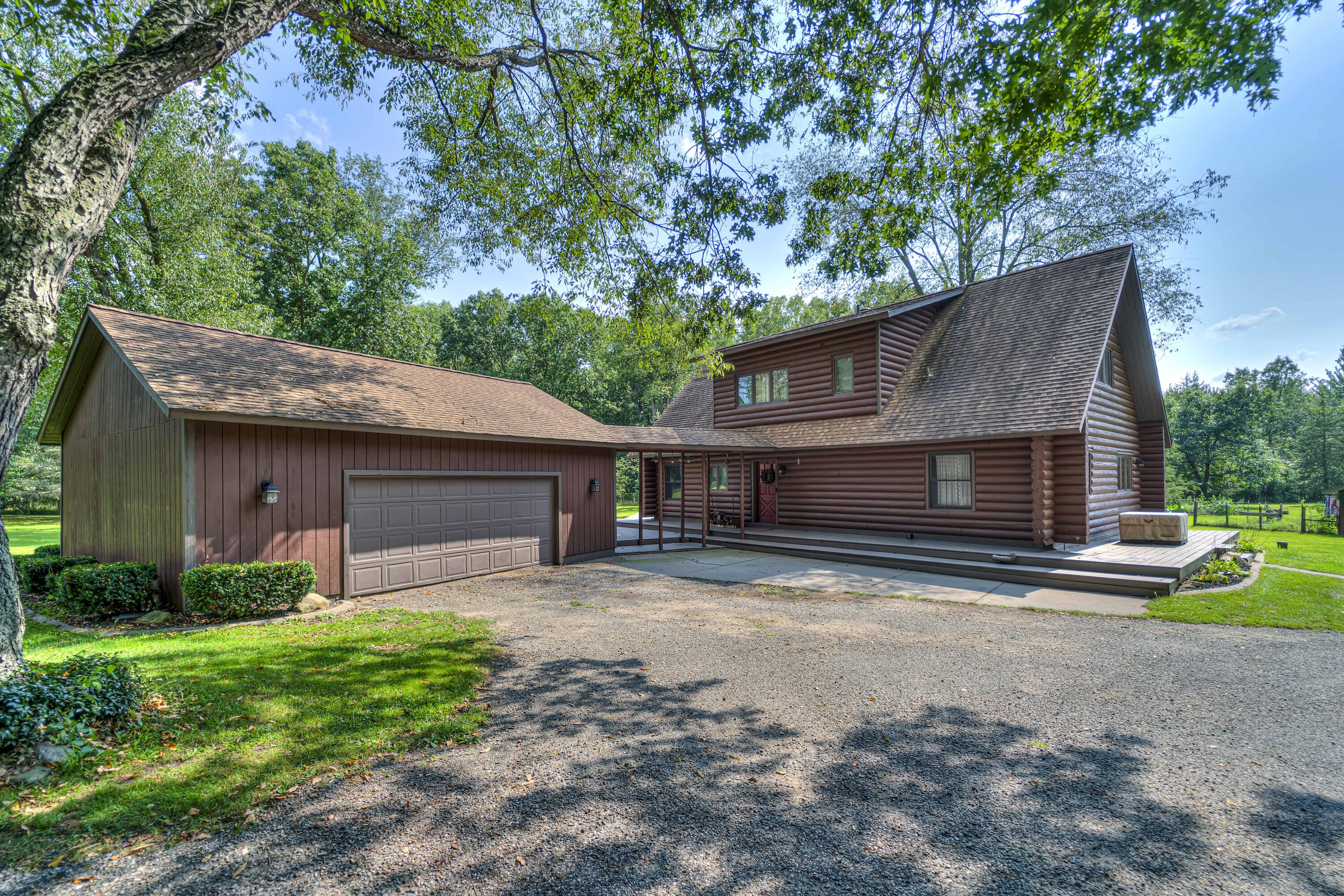 6000 S Jackson Road Property Photo 1