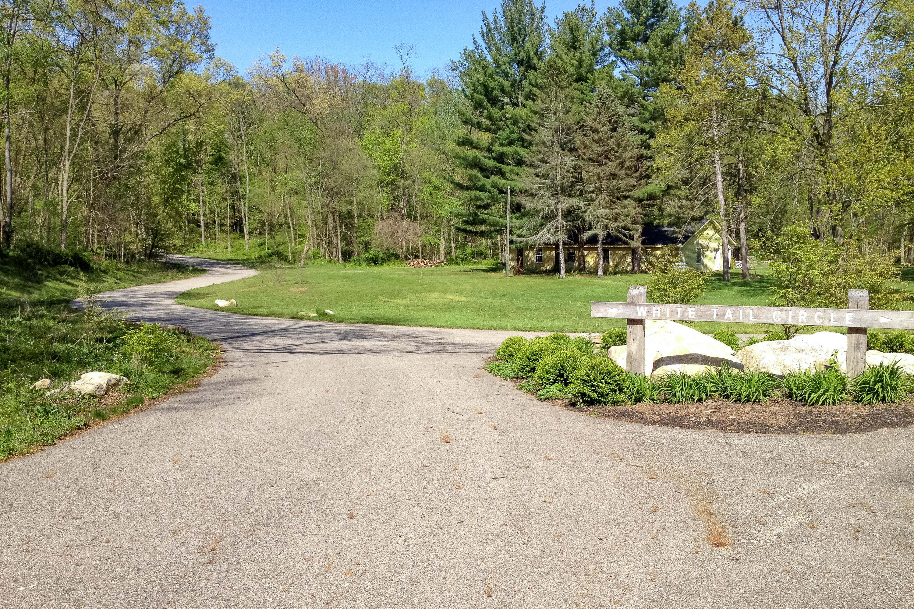 1640 Forest Trail Property Photo 6