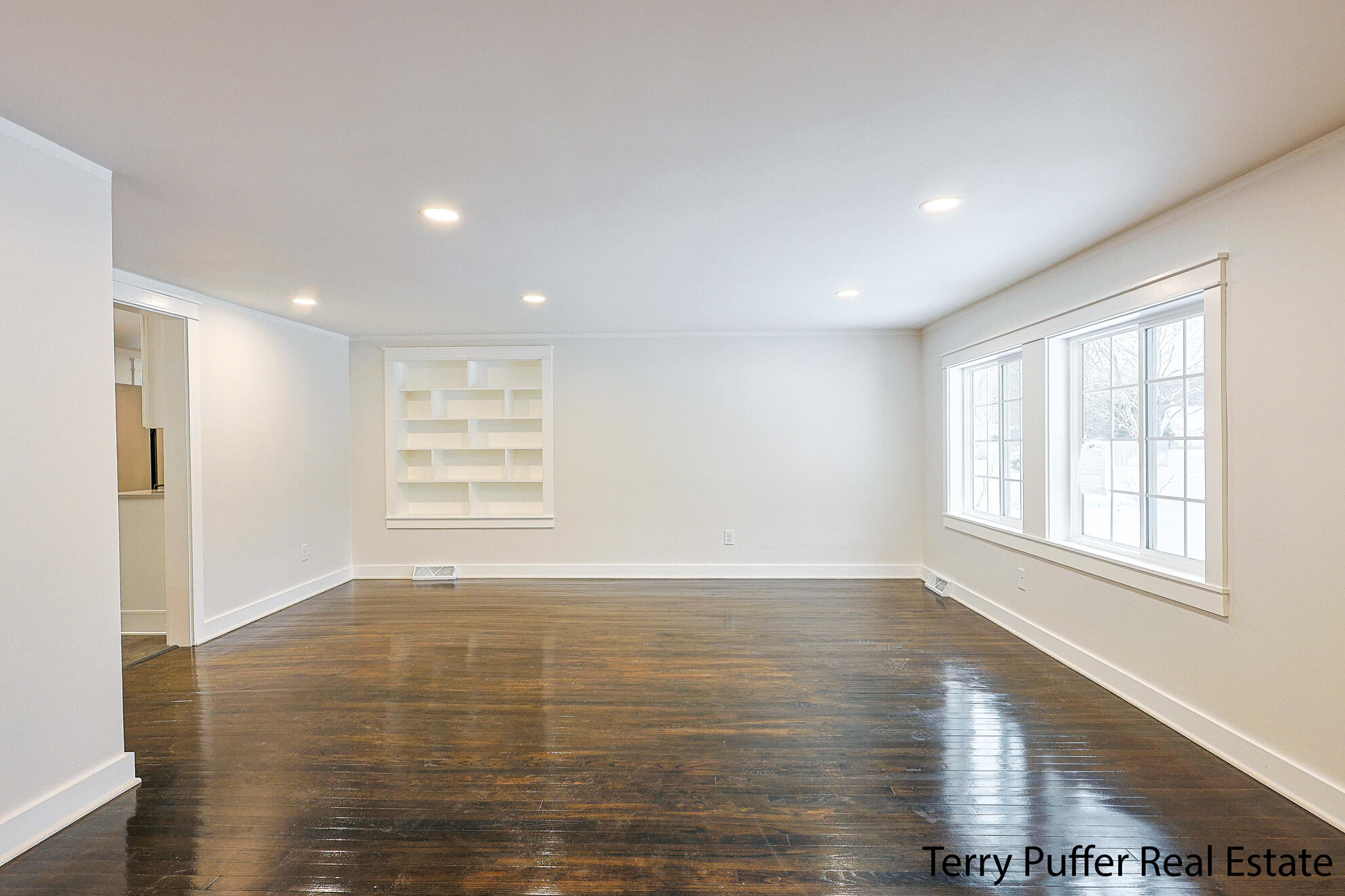 3350 Reginald Drive Property Photo 3