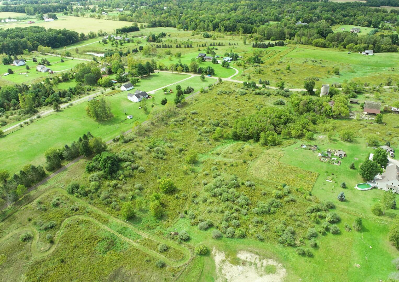 5080 Crandall Road Property Photo 5
