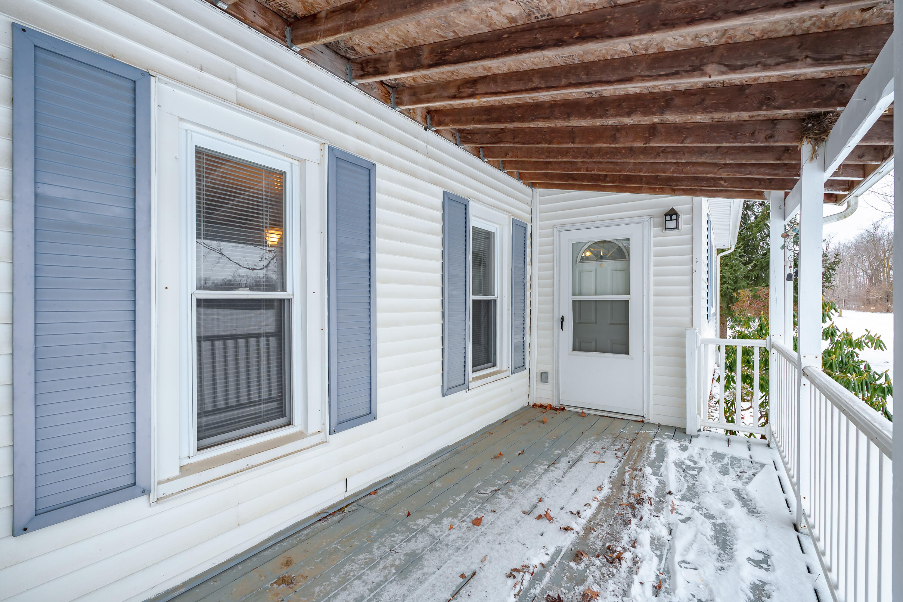 6160 S Drive S Property Photo 4