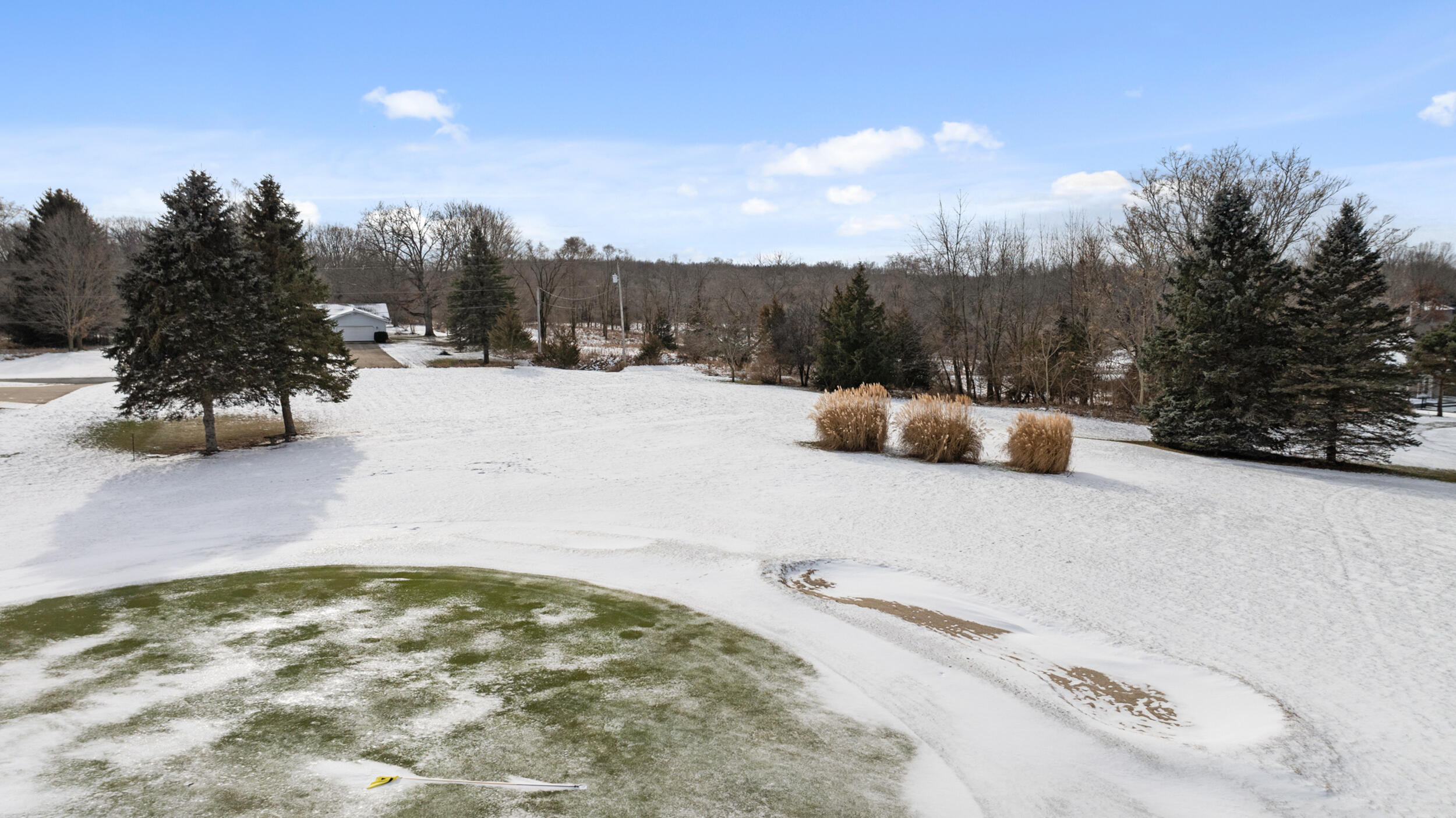 5124 Huggins Road Property Photo 2
