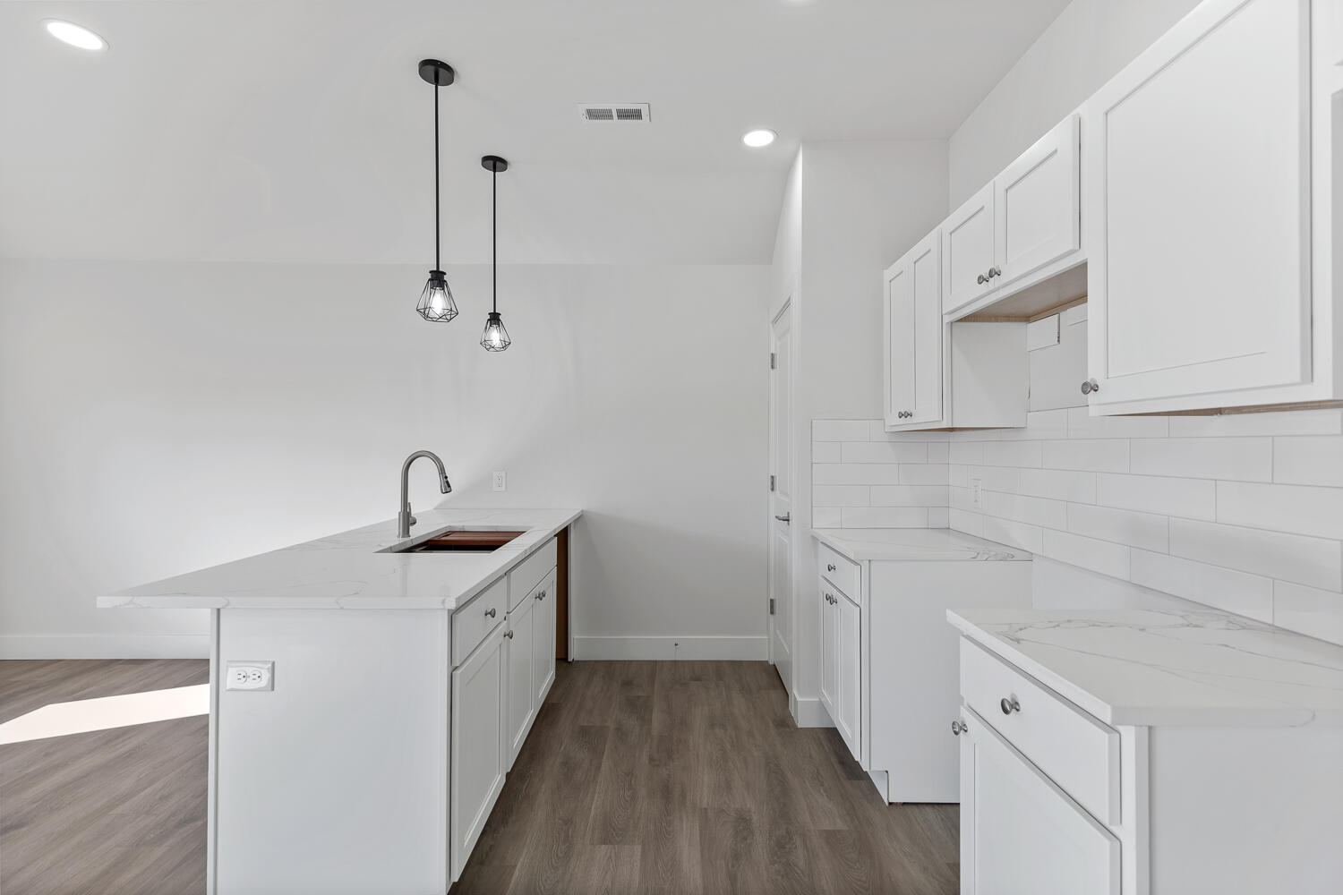 2019 Green Acres Drive Property Photo 9