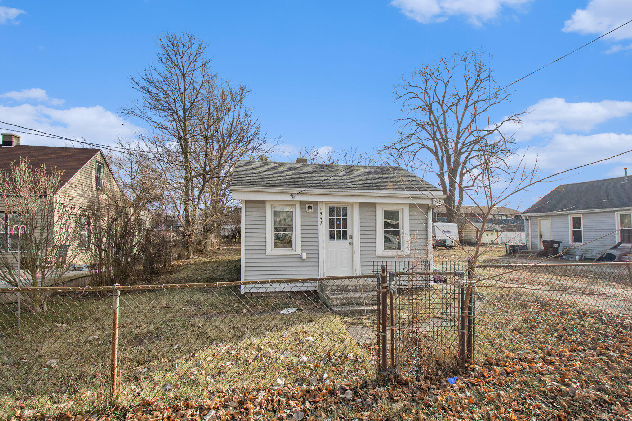 1547 Naomi Avenue Property Photo 3