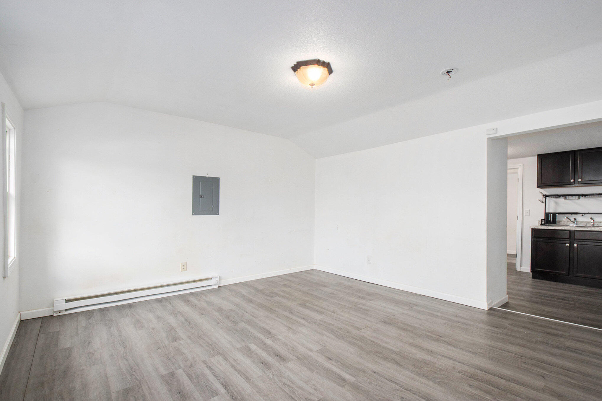 1547 Naomi Avenue Property Photo 7
