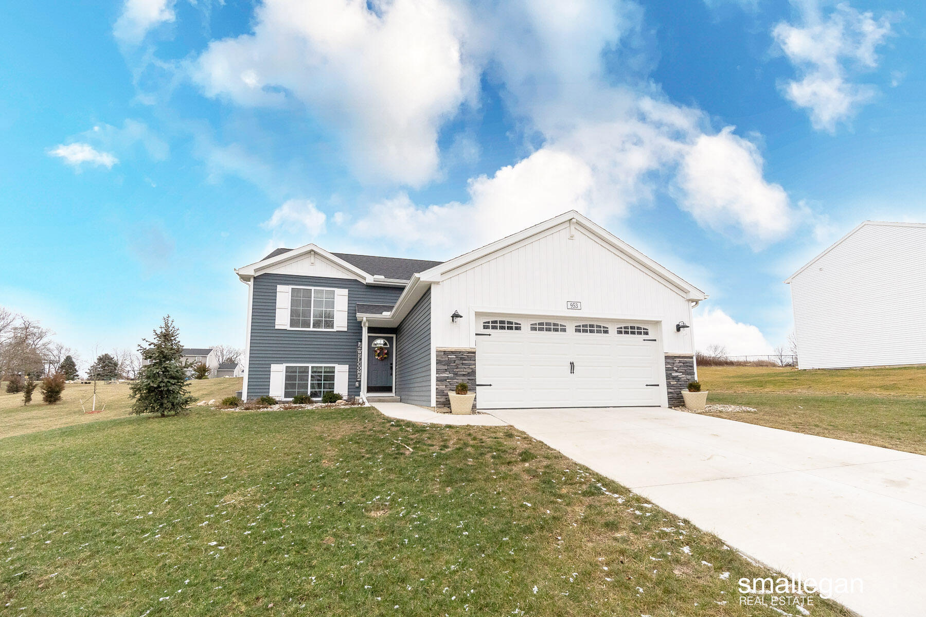 953 Whitetail Court Property Photo