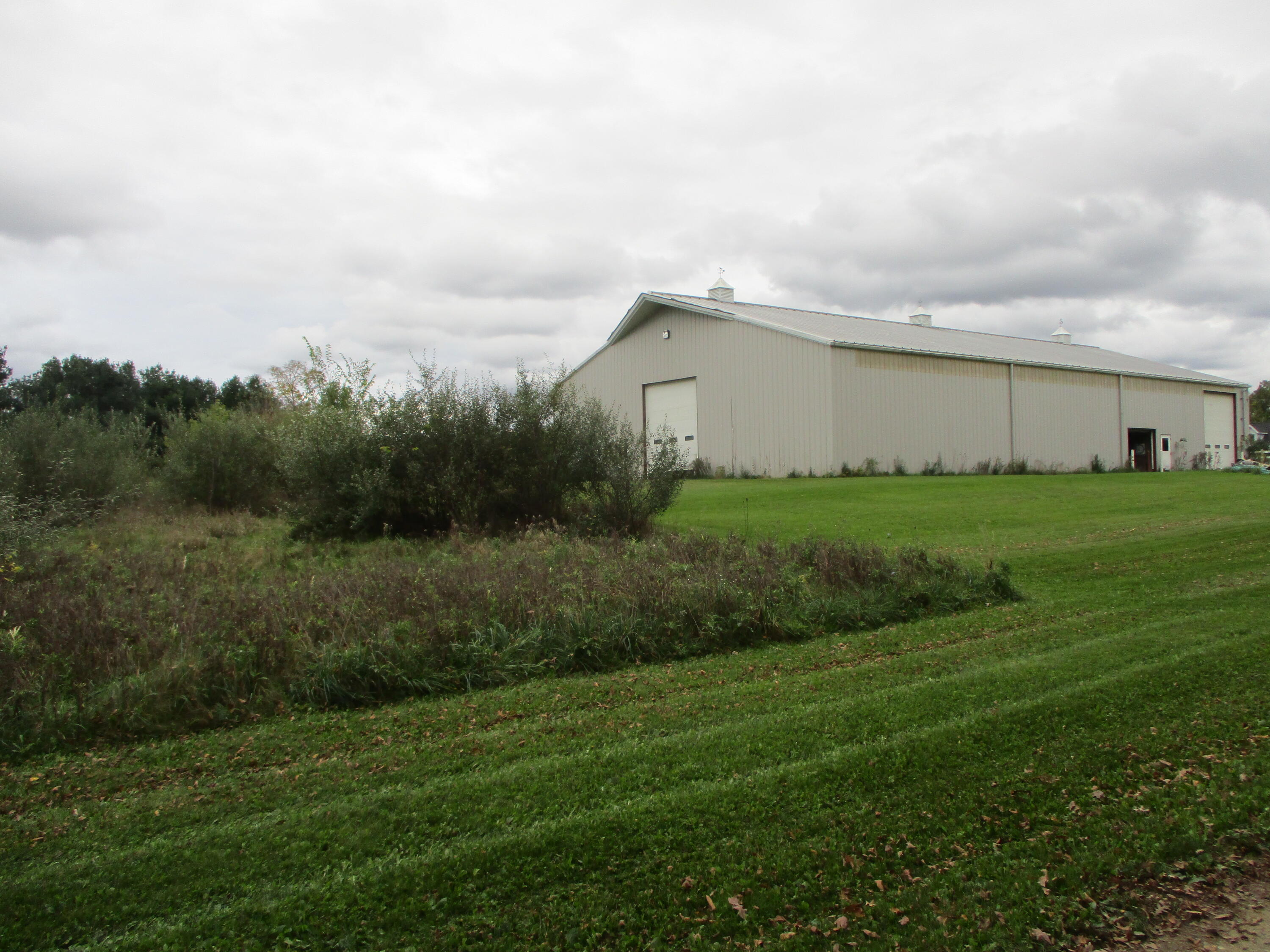 5400 Par 1 13 Mile Road Ne Property Photo 1
