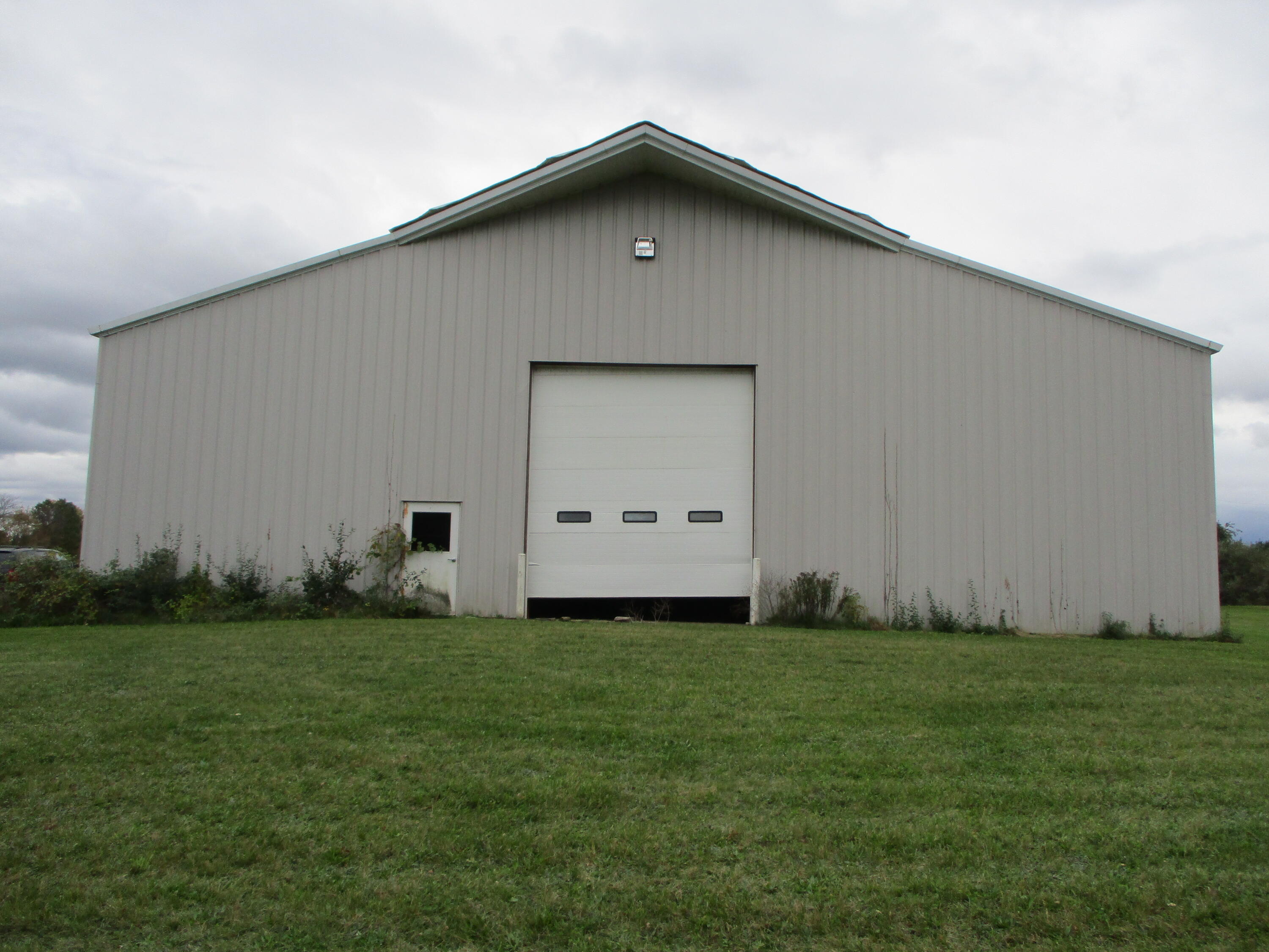 5400 Par 2 13 Mile Road Ne Property Photo 3