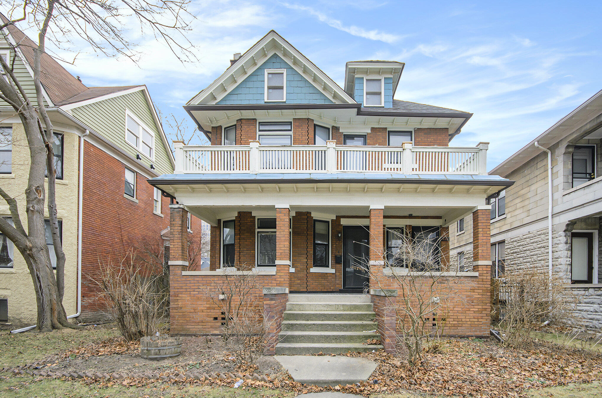 741 Delaware Street Property Photo 1