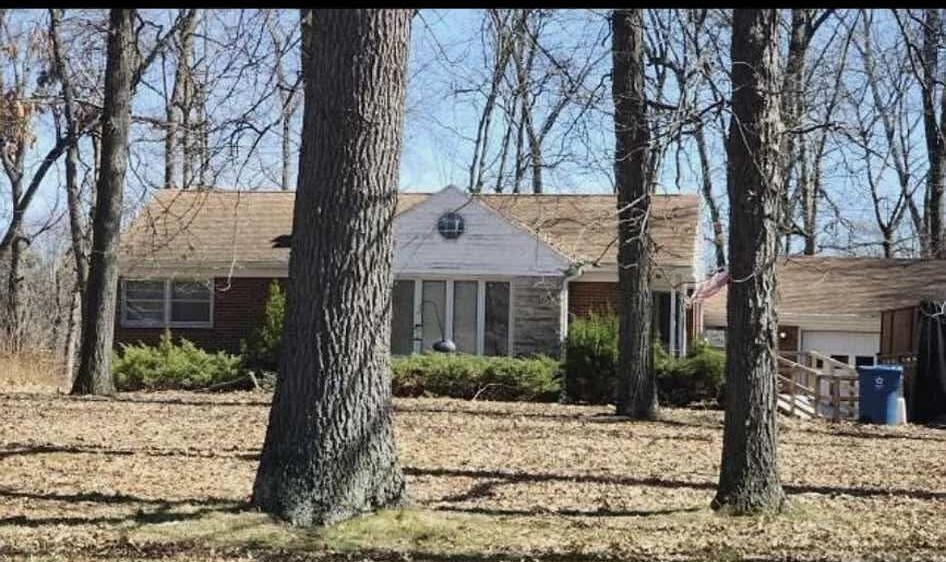 840 N Wattles Road Property Photo 1