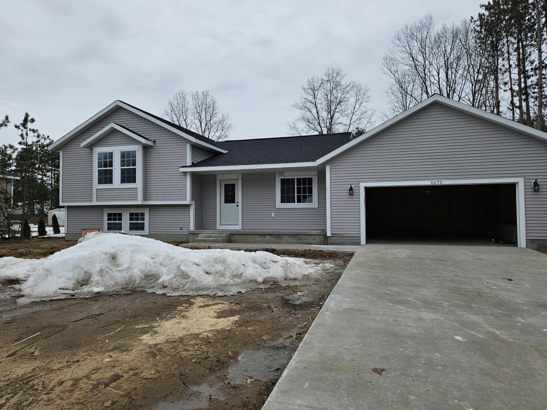 6672 Minard Drive Property Photo
