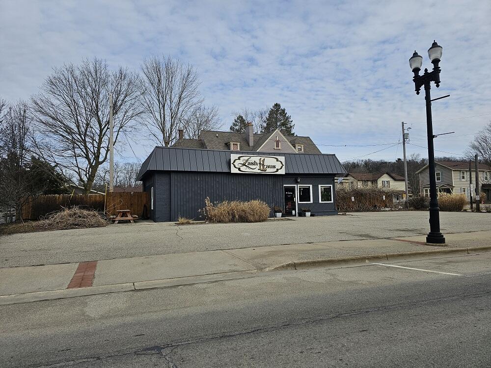 427 E Main Street Property Photo