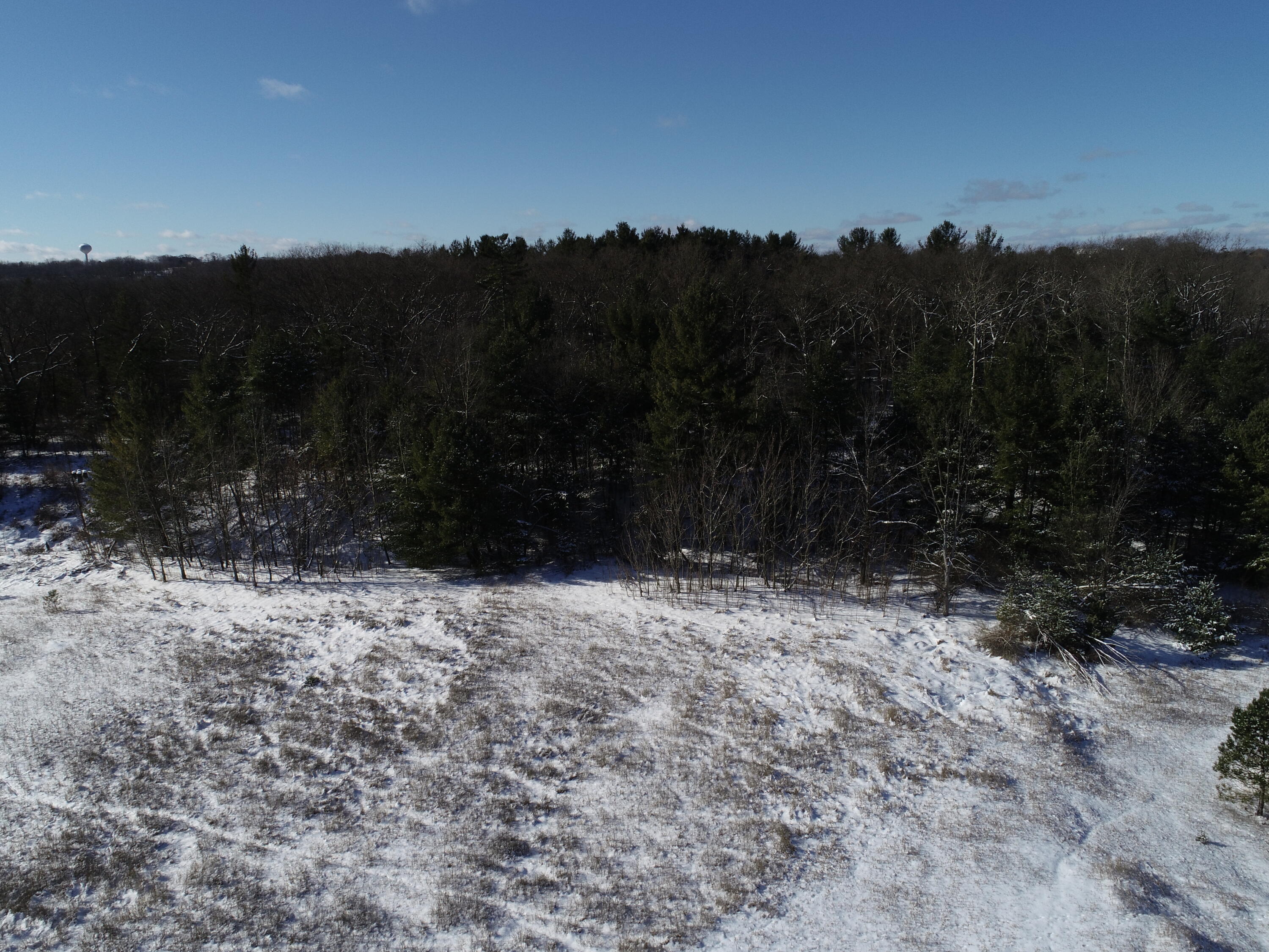 19100 15 Mile Road Property Photo 6