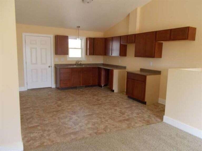212-214 Taylors Court Property Photo 4