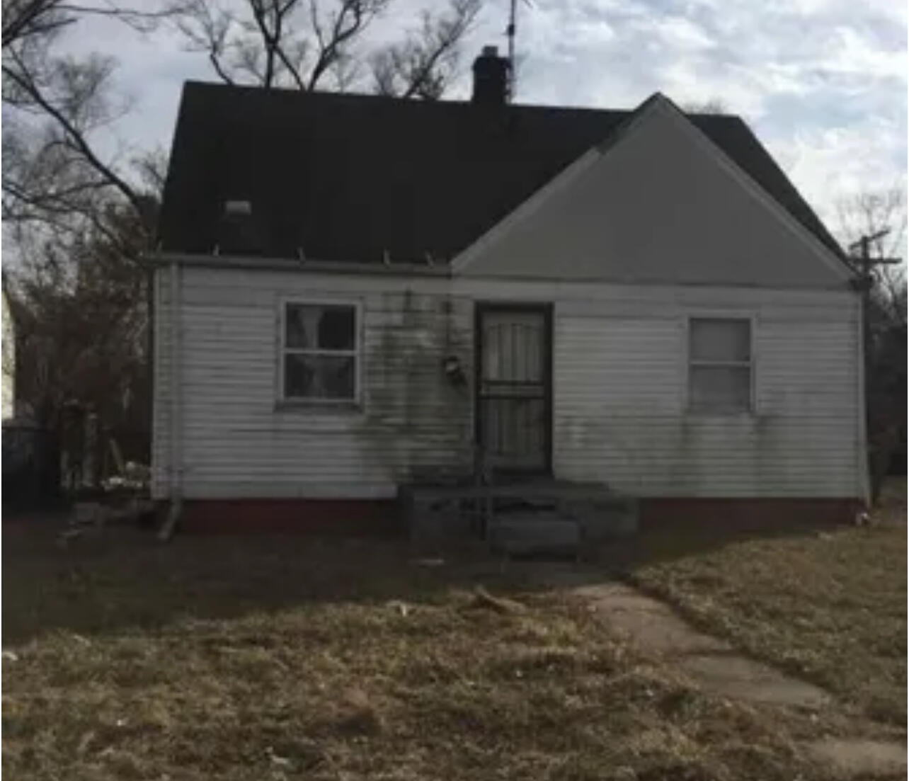 16911 W Chicago Street Property Photo 1