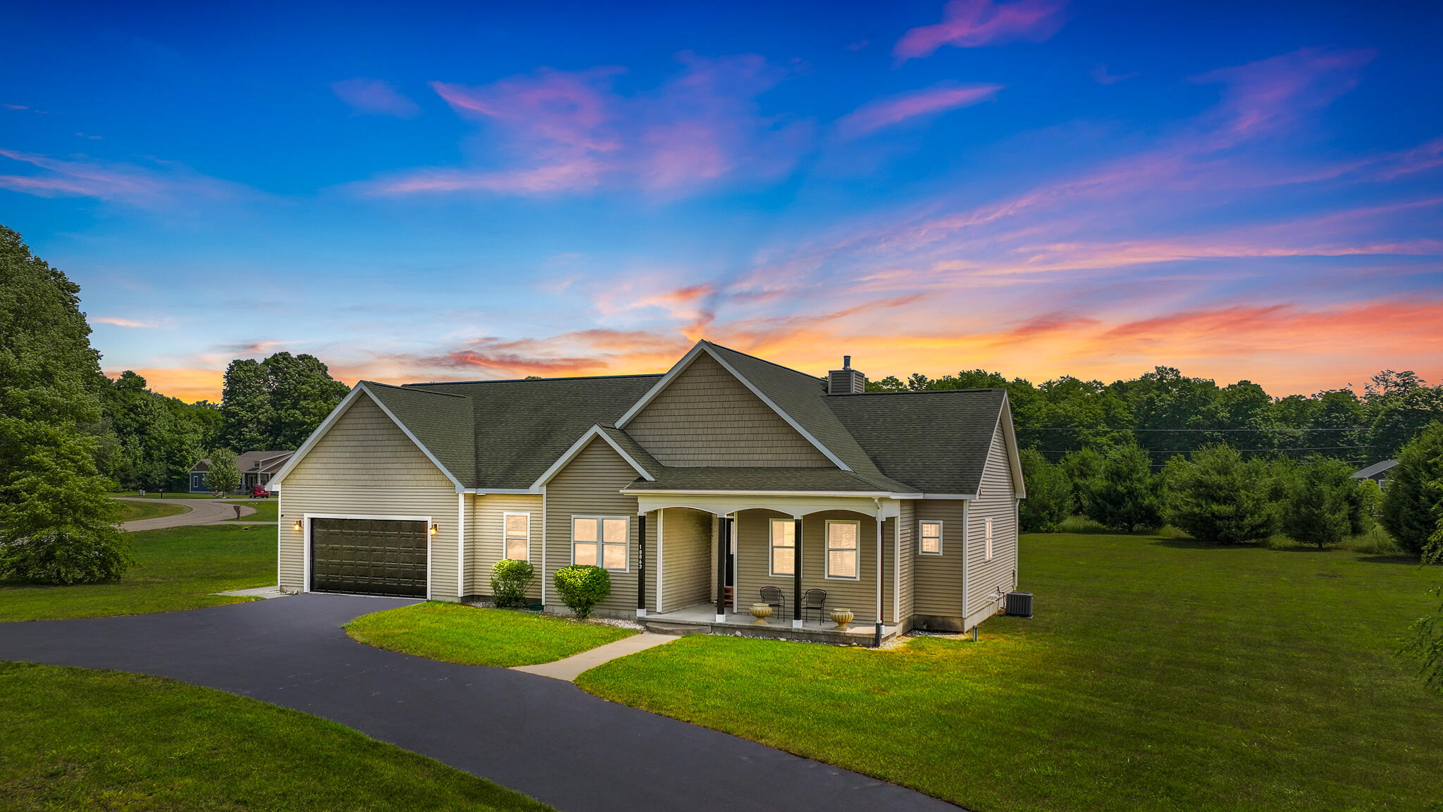 18863 Meadowlark Road Property Photo