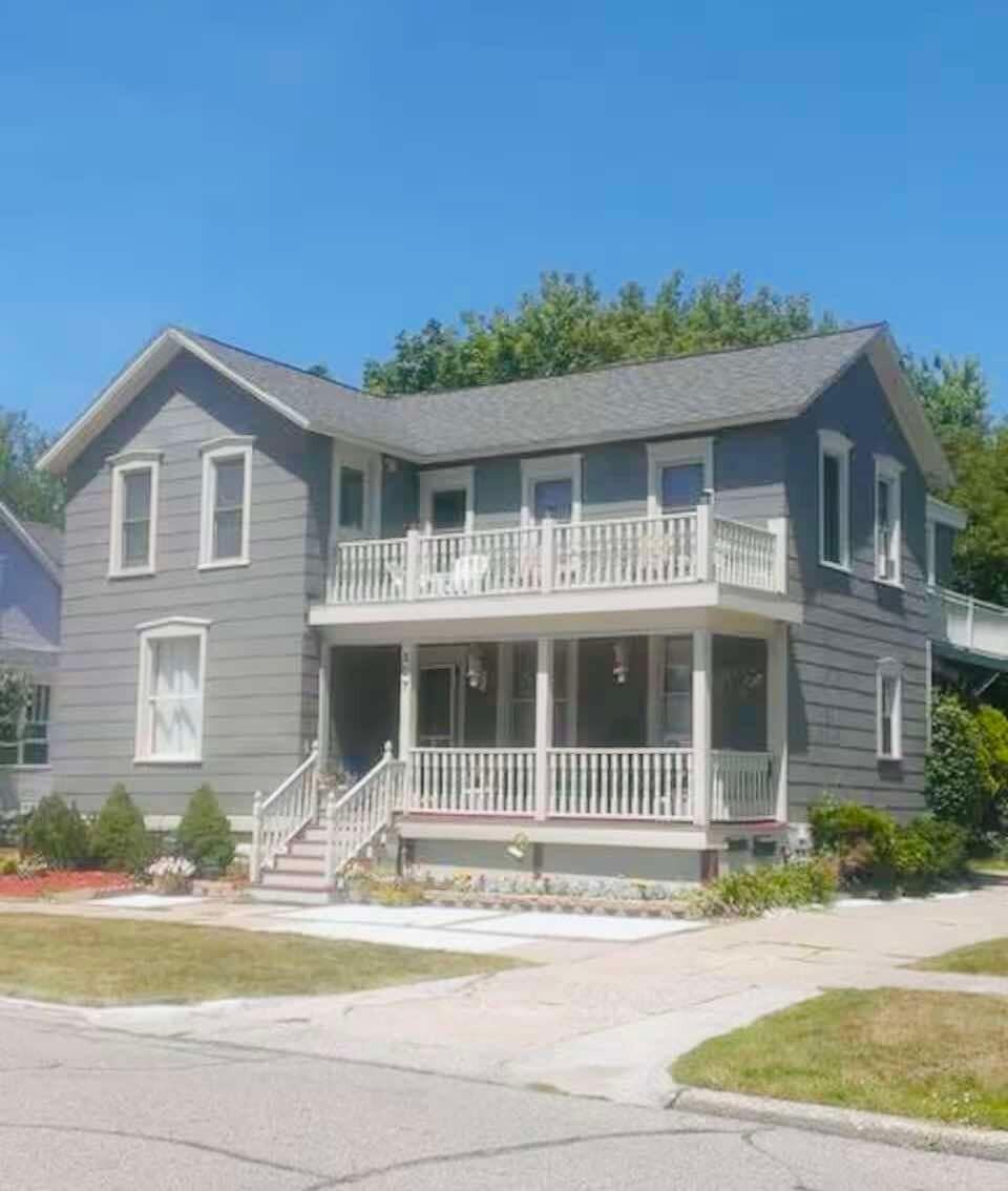 Akeleys Add Real Estate Listings Main Image