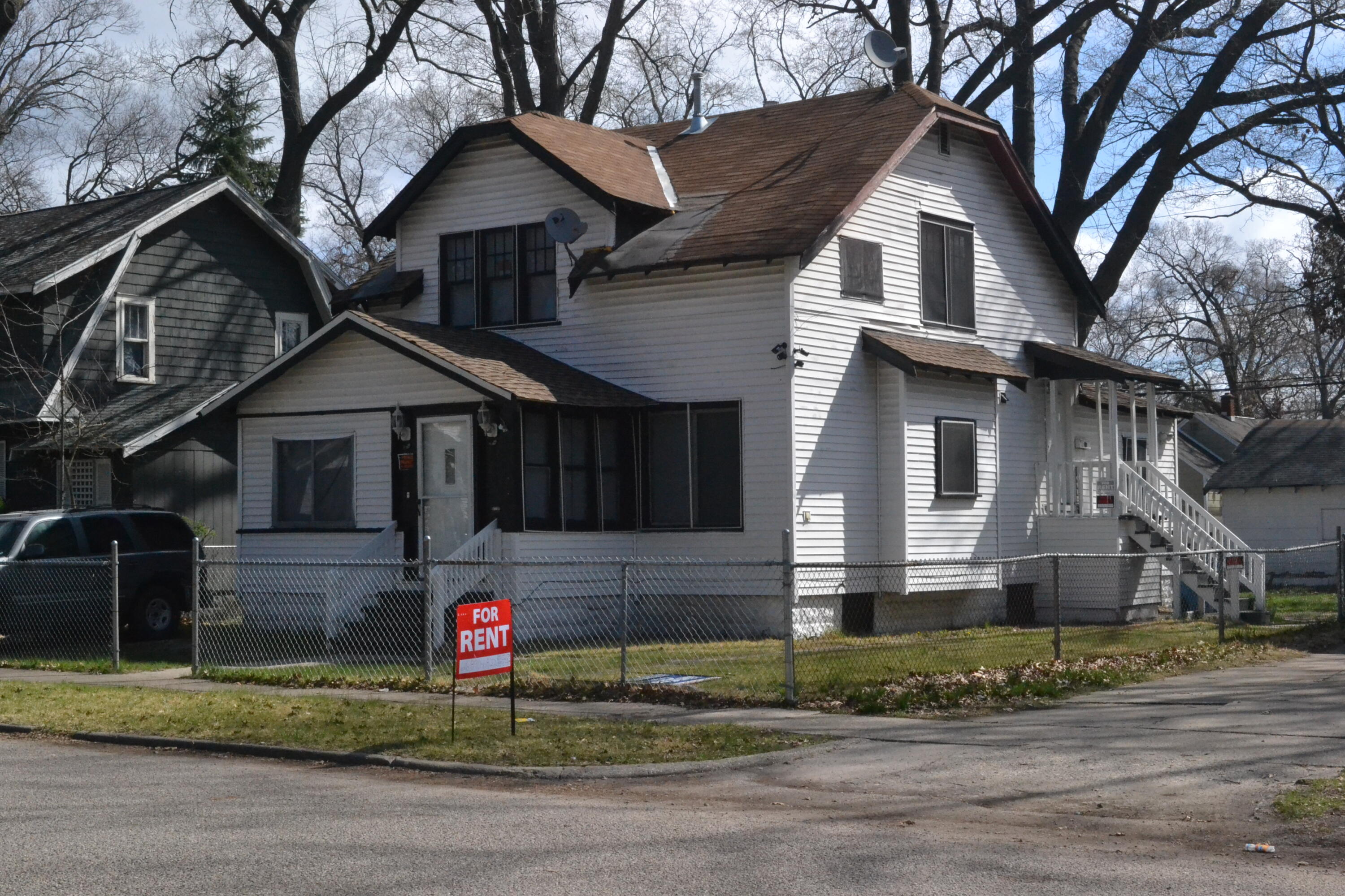 2920 8th Street Property Photo 2