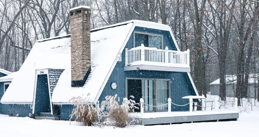 3946 England Drive Property Photo