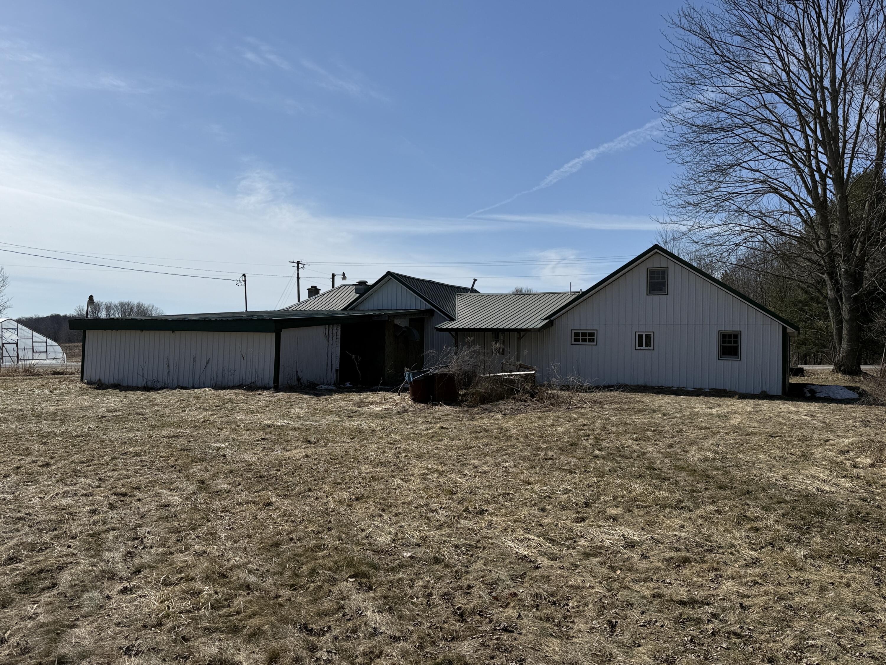 1190 S 144th Avenue Property Photo 4
