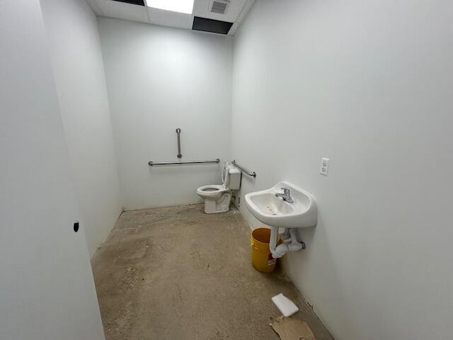 1045 W Columbia Avenue Property Photo 18