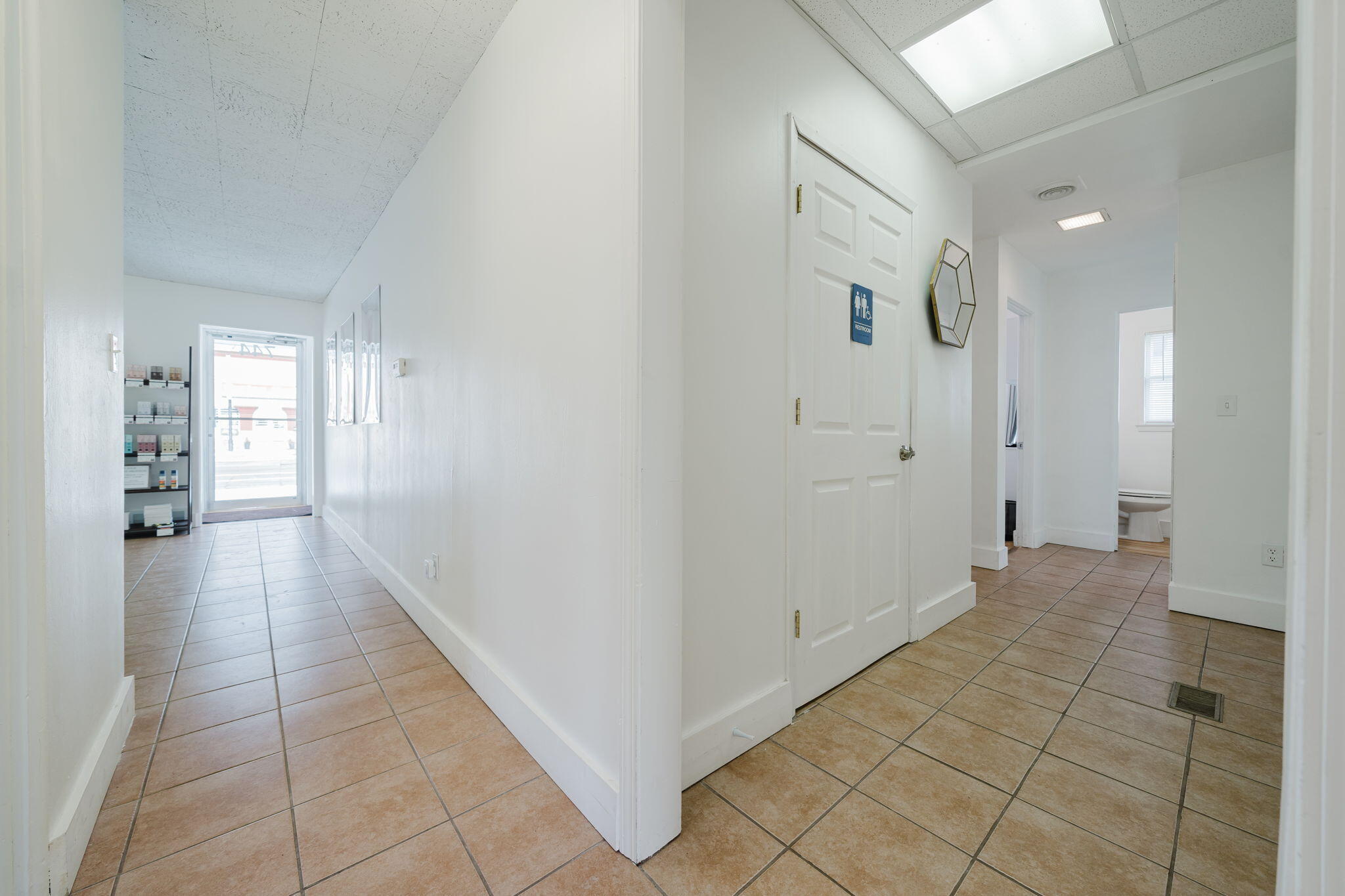 744 Burton Street Se Property Photo 13