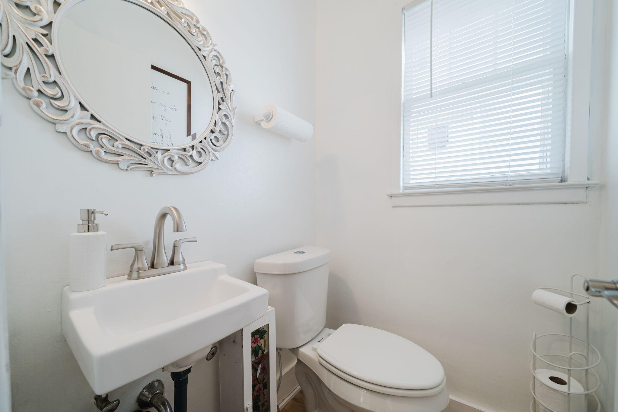 744 Burton Street Se Property Photo 22