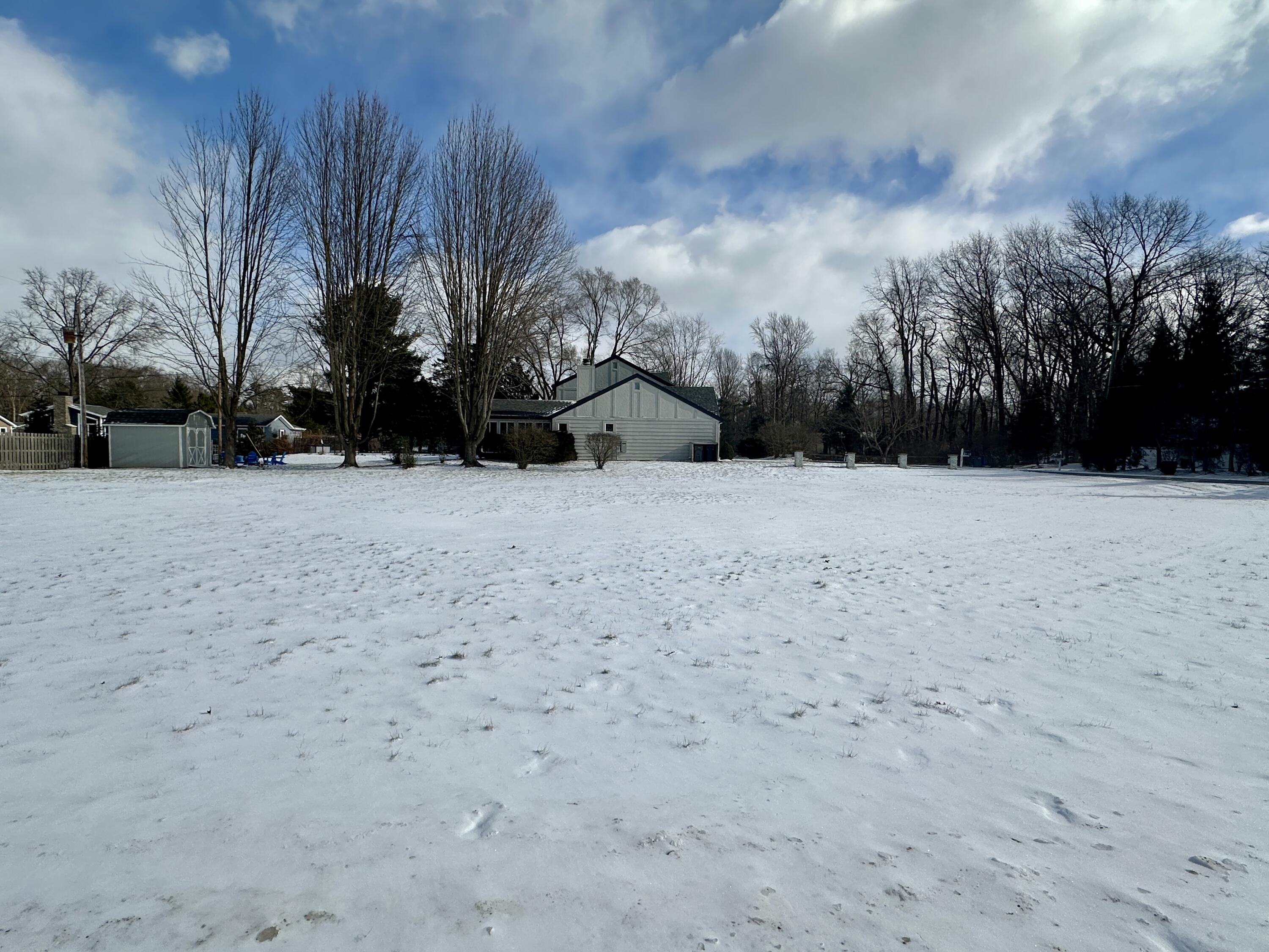 10597 Marquette Drive Property Photo 2