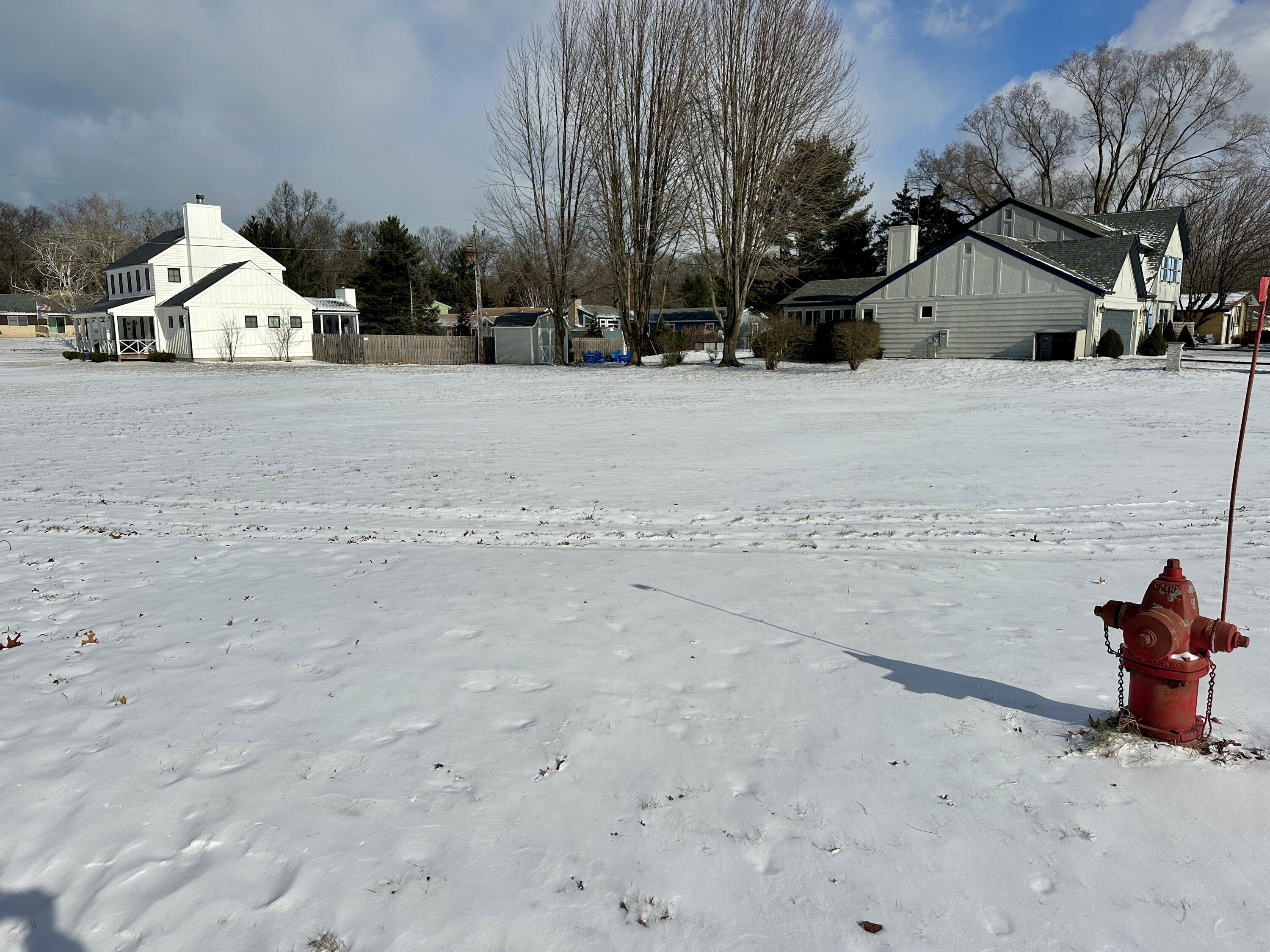10597 Marquette Drive Property Photo 3