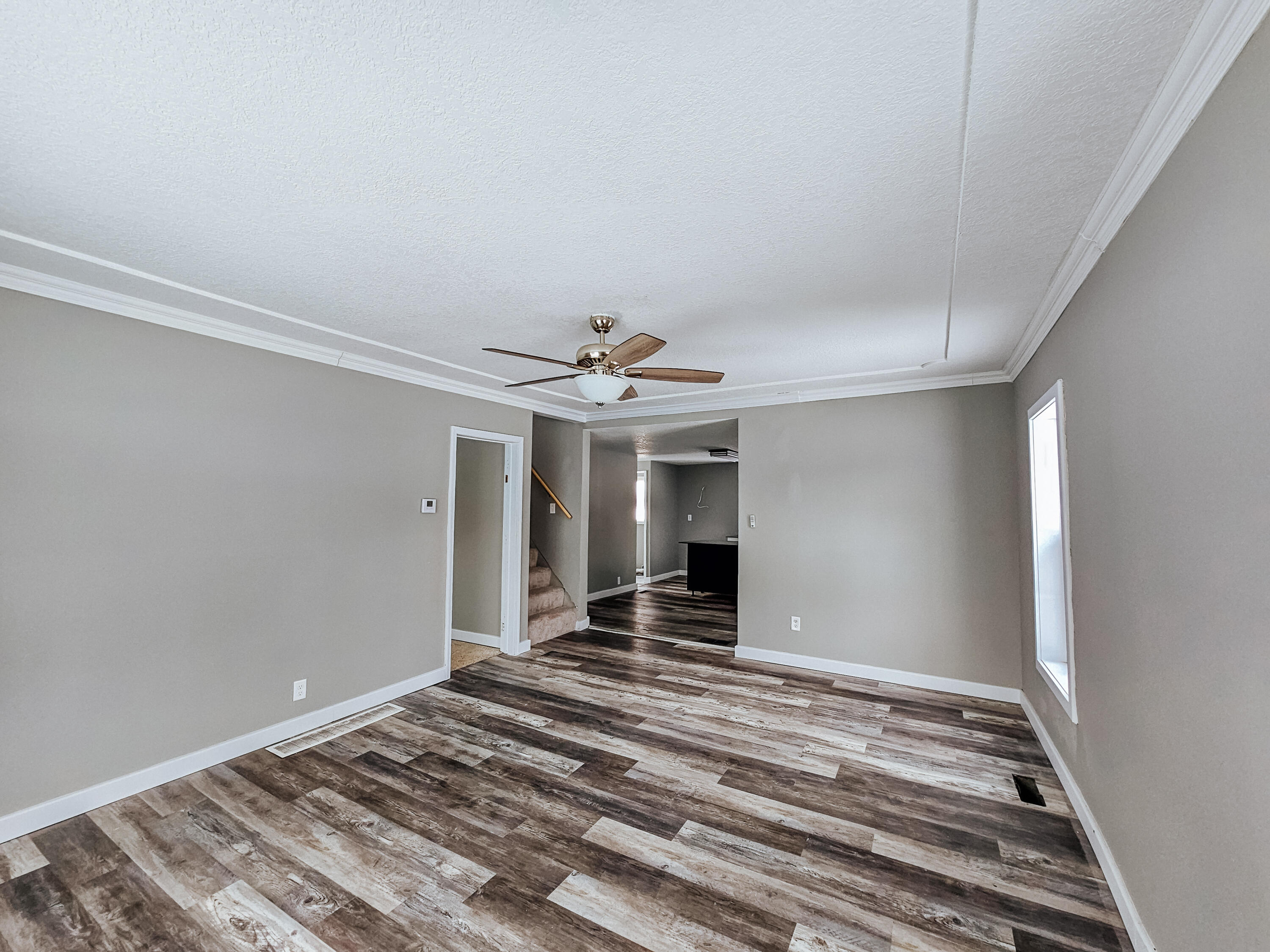 950 Herl Road Property Photo 3
